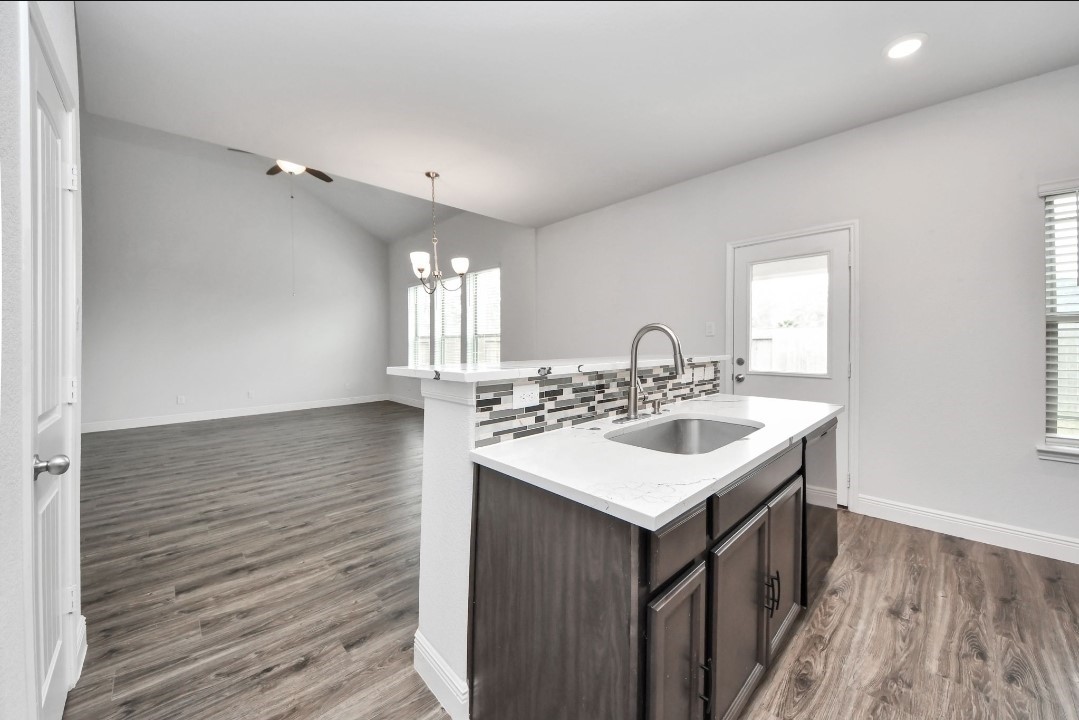 7638 Nevaeh Crest Path Property Photo 16