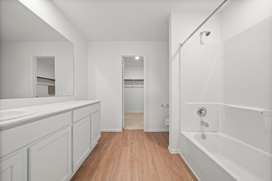 1524 Twilight Green Drive Property Photo 11