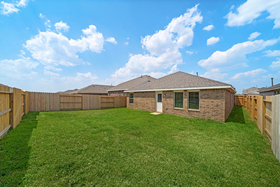 1524 Twilight Green Drive Property Photo 19