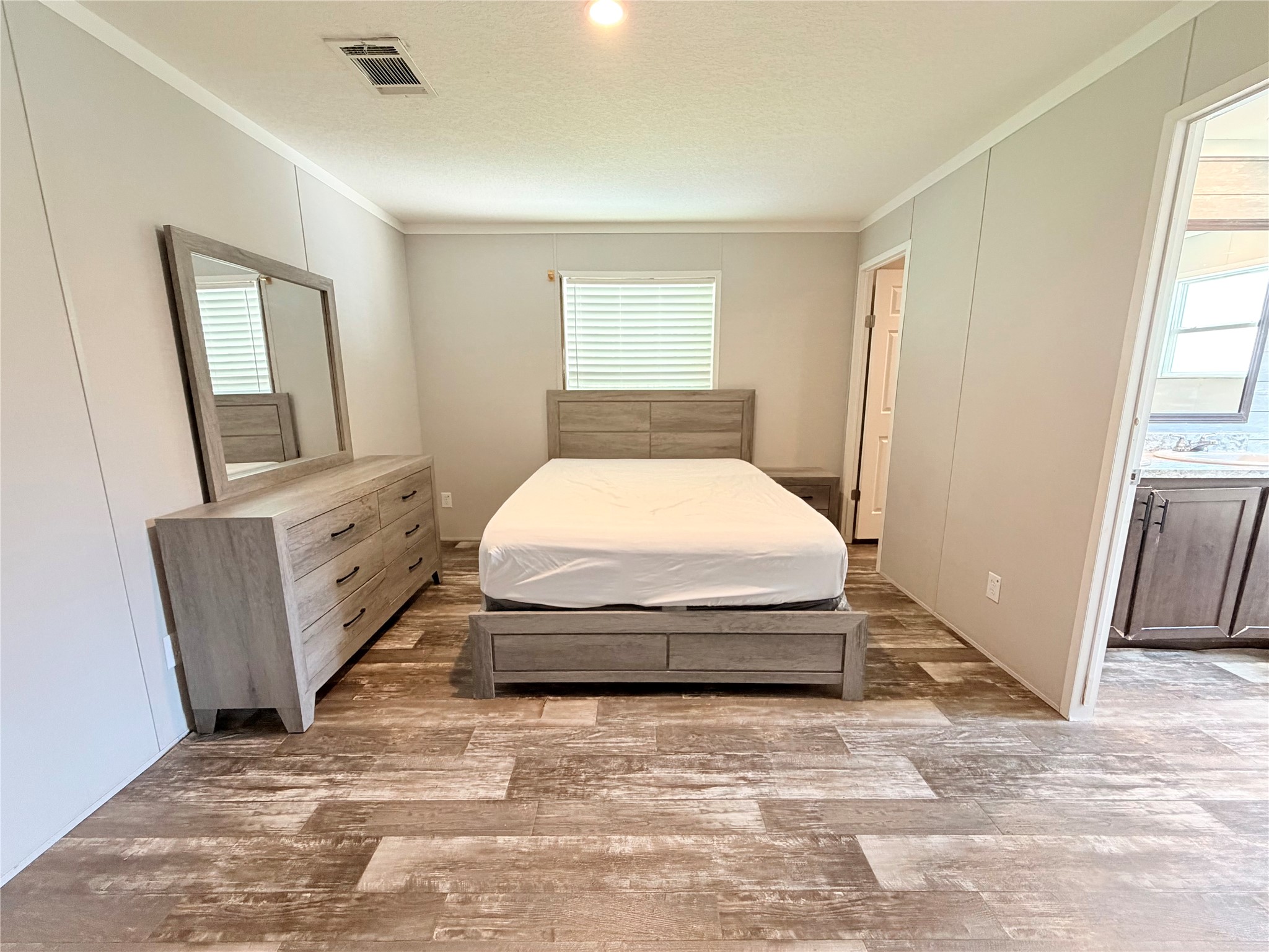 21246 White Oak Drive Property Photo 10