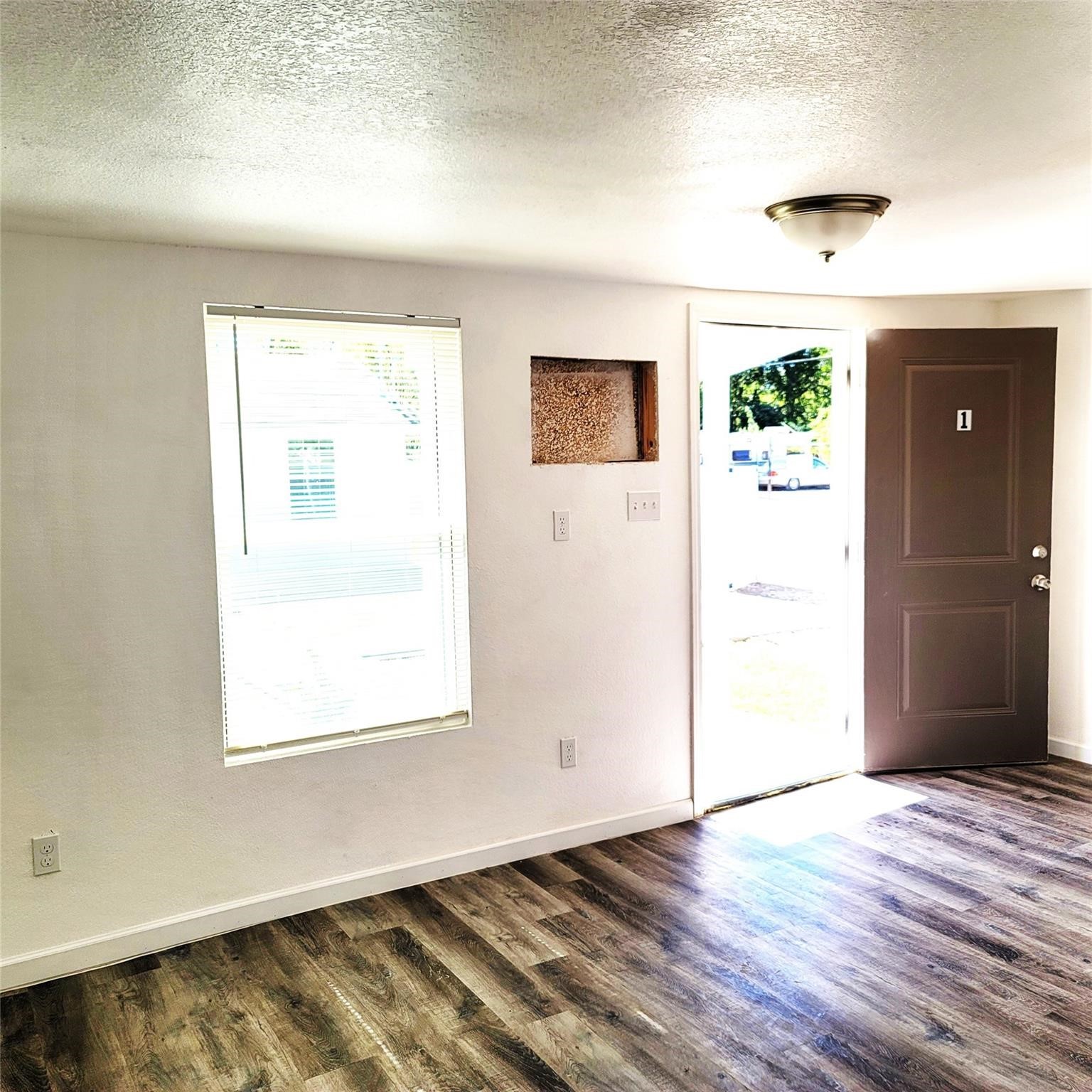 6901 Dumble Street Property Photo 19