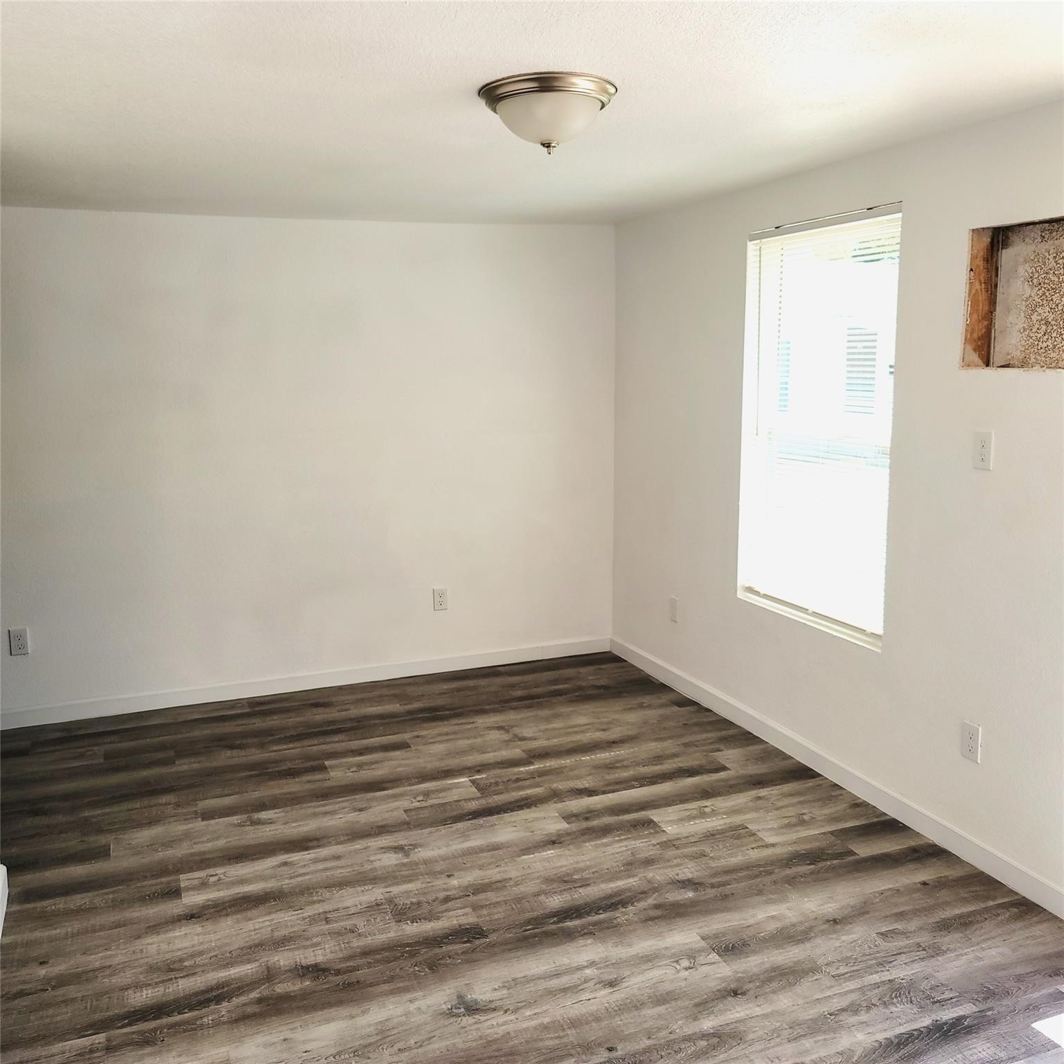 6901 Dumble Street Property Photo 22