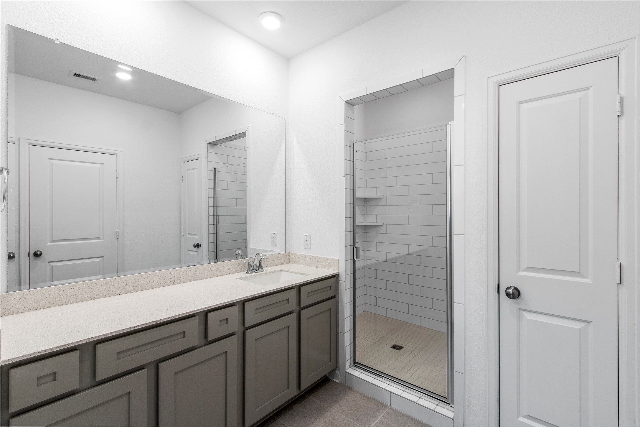 650 Aspen Falls Ct Property Photo 16