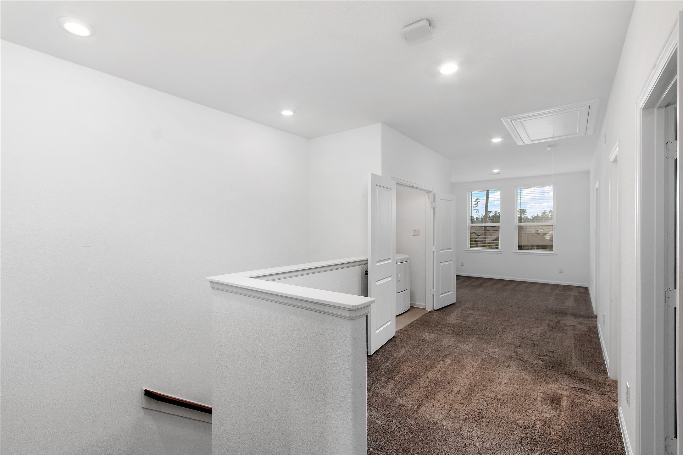 650 Aspen Falls Ct Property Photo 24
