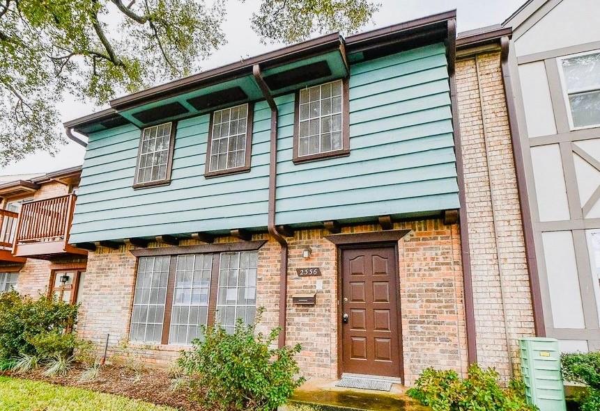 2336 Shadowdale Drive, Houston TX 77043 Property Photo 1