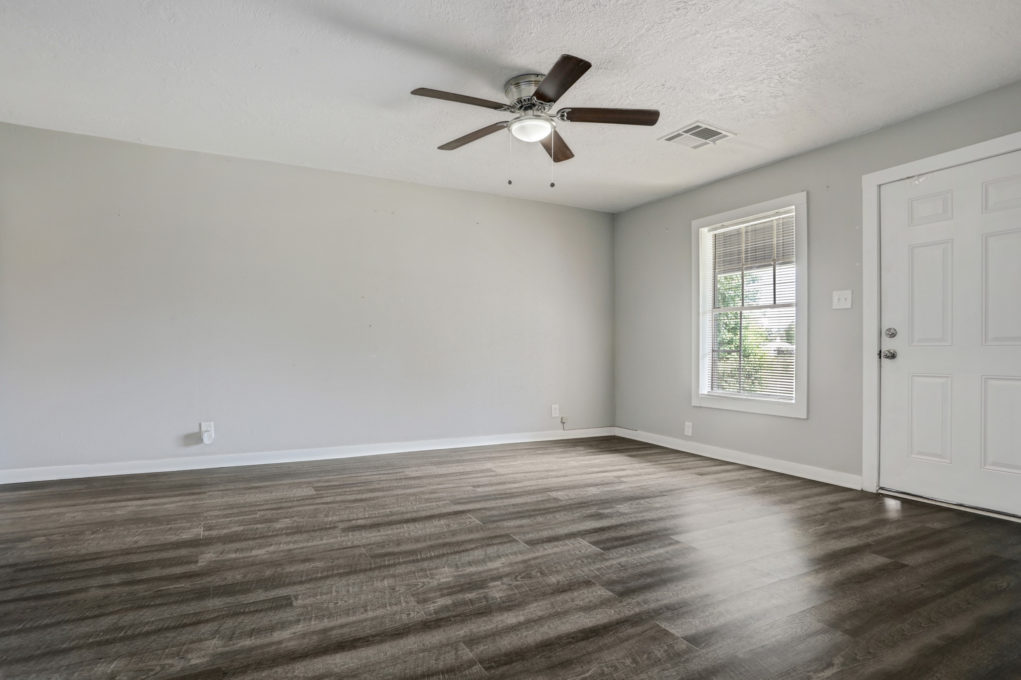 308 Bennett Drive Property Photo 2