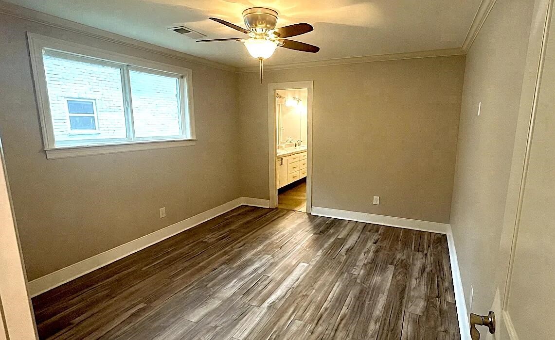 11007 Hillcroft Avenue Property Photo 15