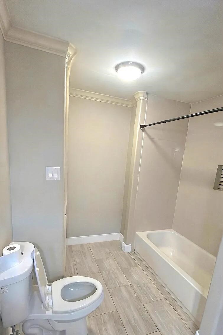 11007 Hillcroft Avenue Property Photo 19