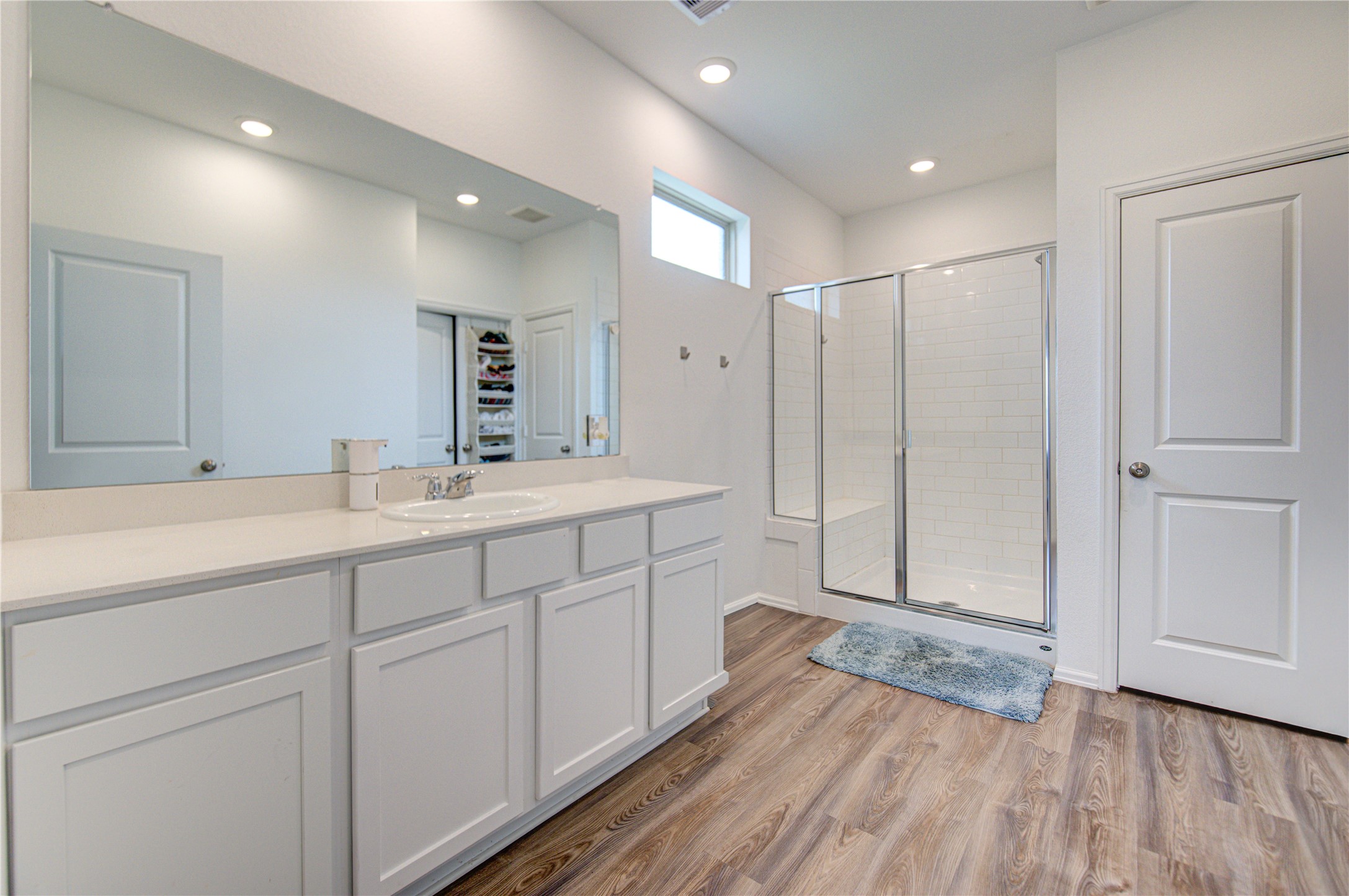 26627 Ledgemont Drive Property Photo 21