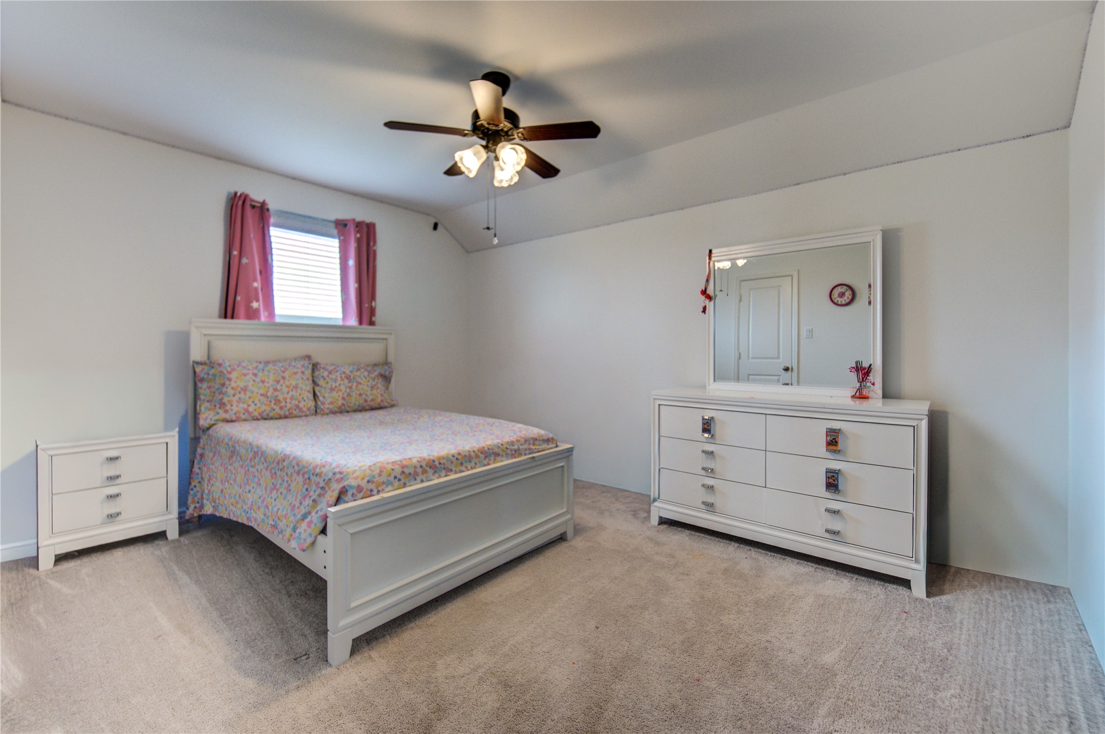 26627 Ledgemont Drive Property Photo 25