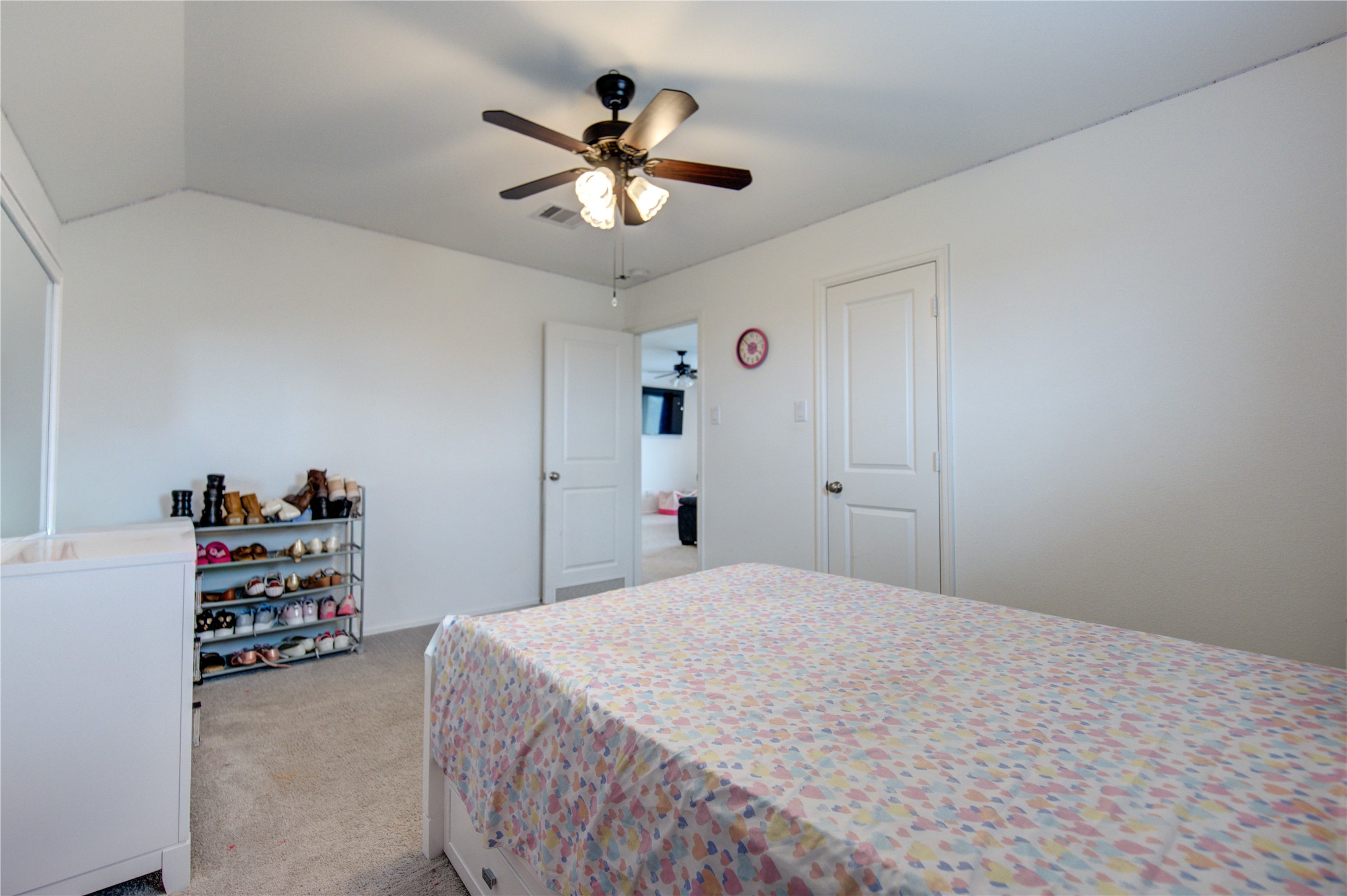 26627 Ledgemont Drive Property Photo 26