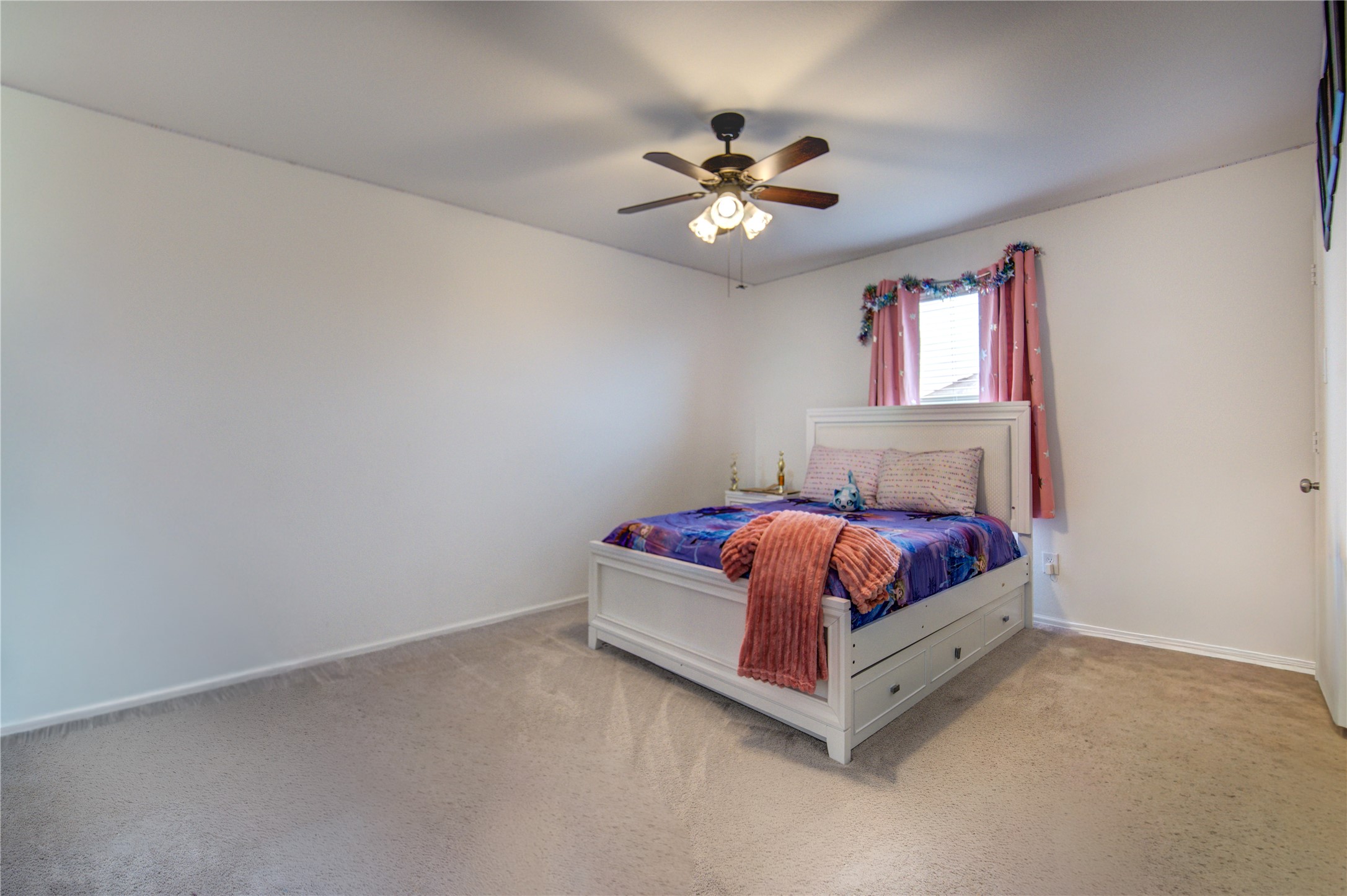 26627 Ledgemont Drive Property Photo 27