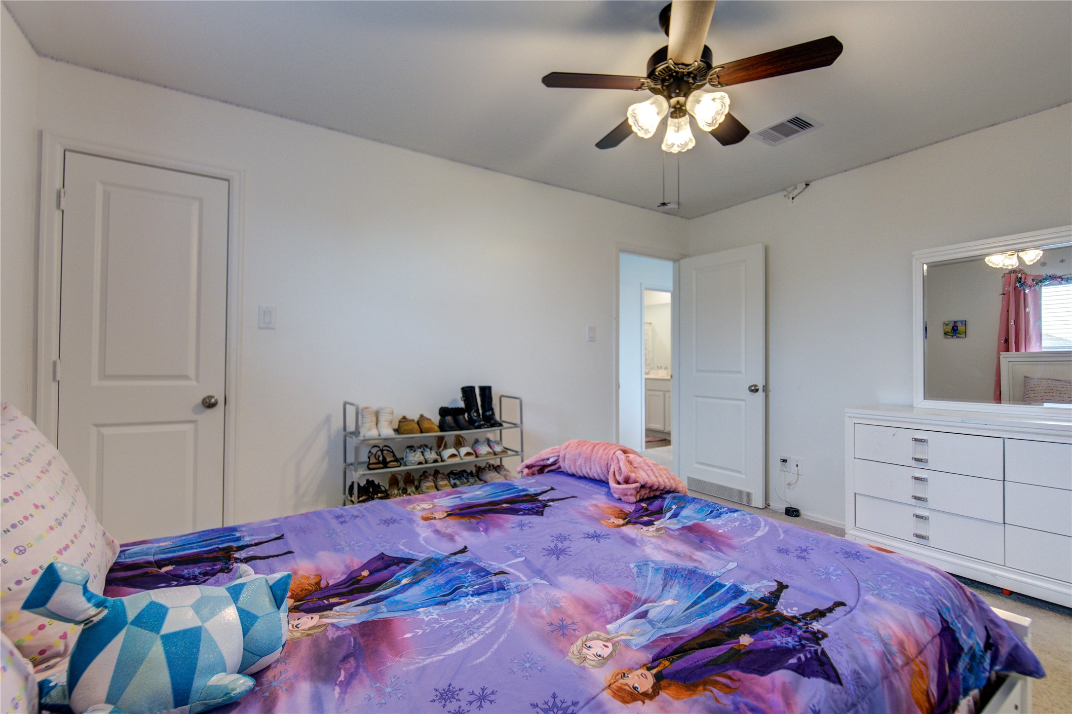 26627 Ledgemont Drive Property Photo 28