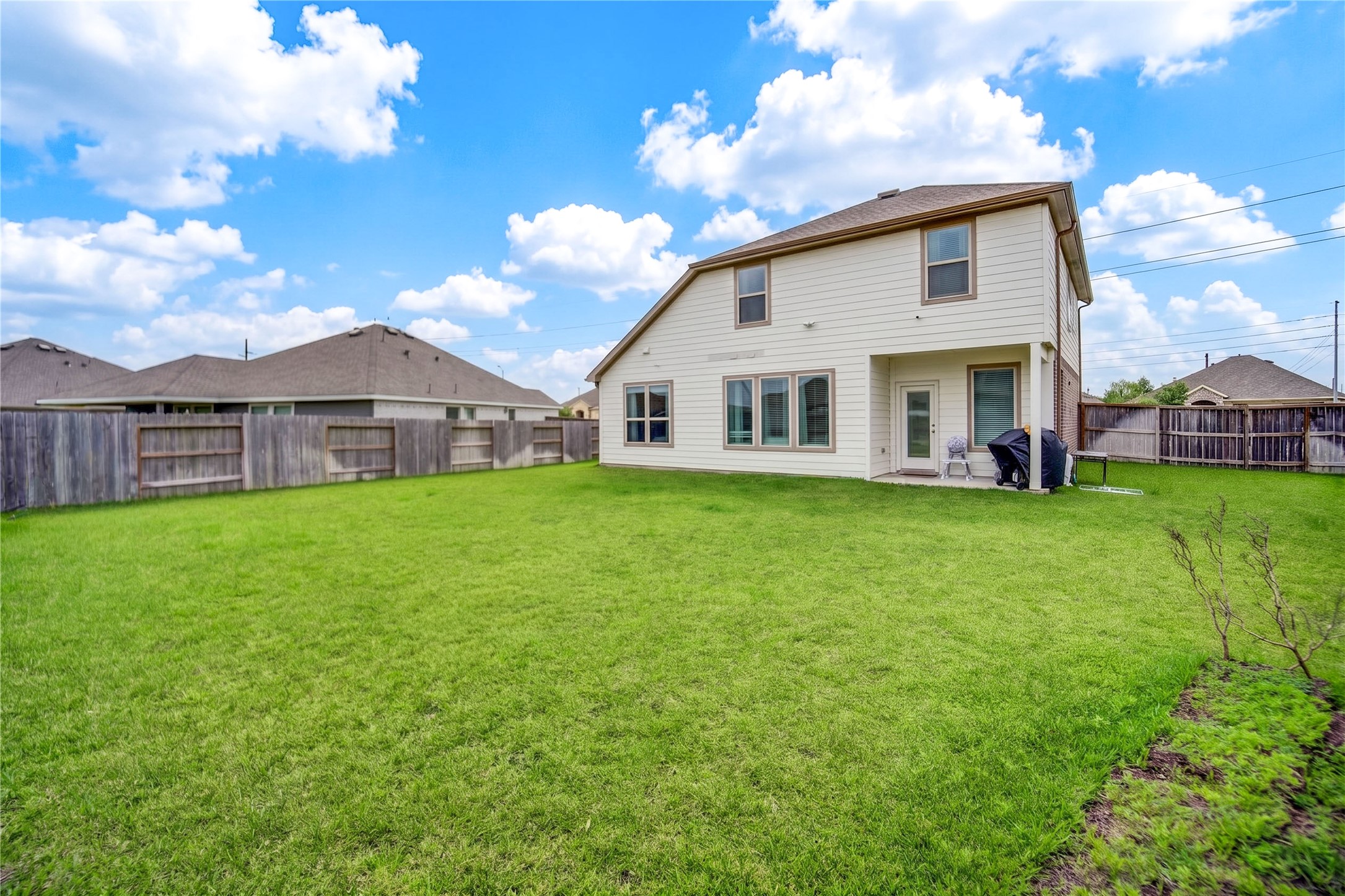 26627 Ledgemont Drive Property Photo 30