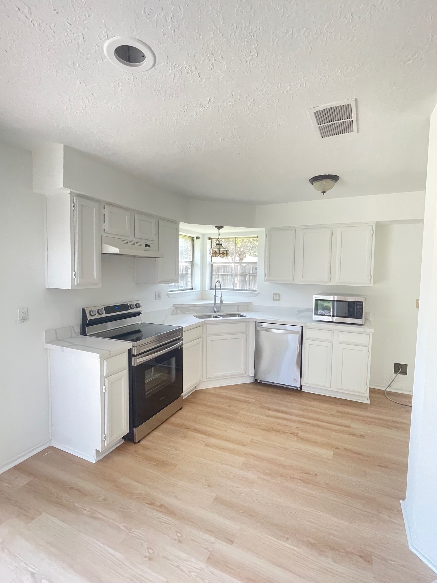 2710 Elder Road Property Photo 6
