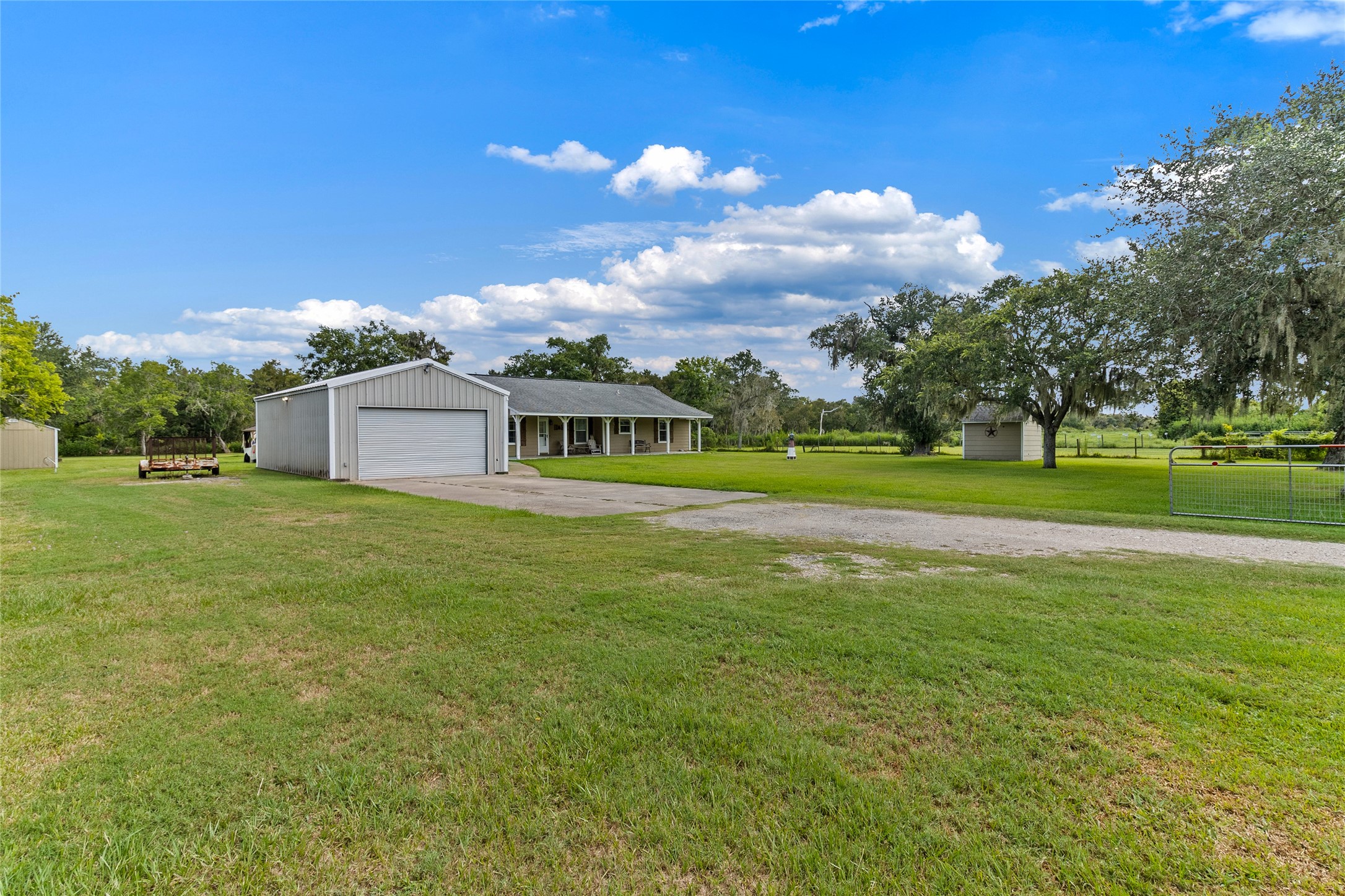 20615 County Road 461 Property Photo 1
