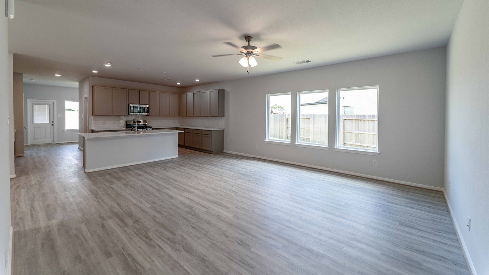 1731 Warm Breeze Drive Property Photo 7