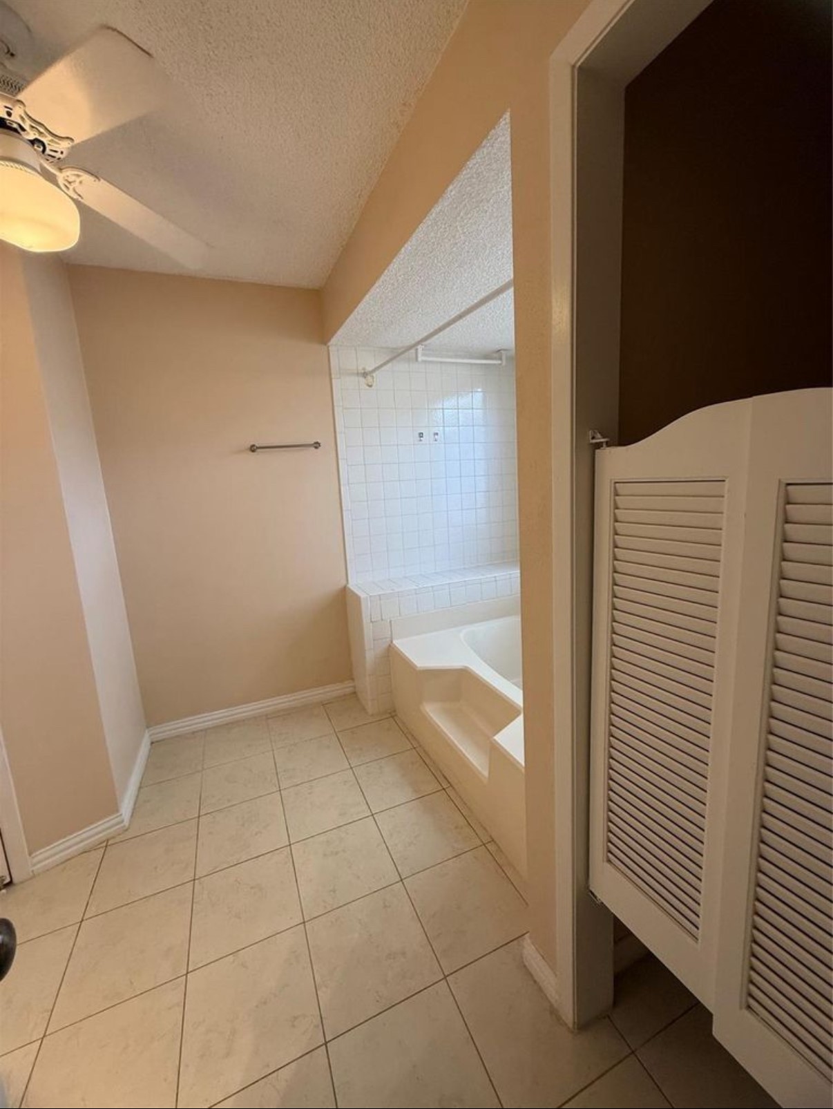 4027 W Summit Valley Drive Property Photo 22