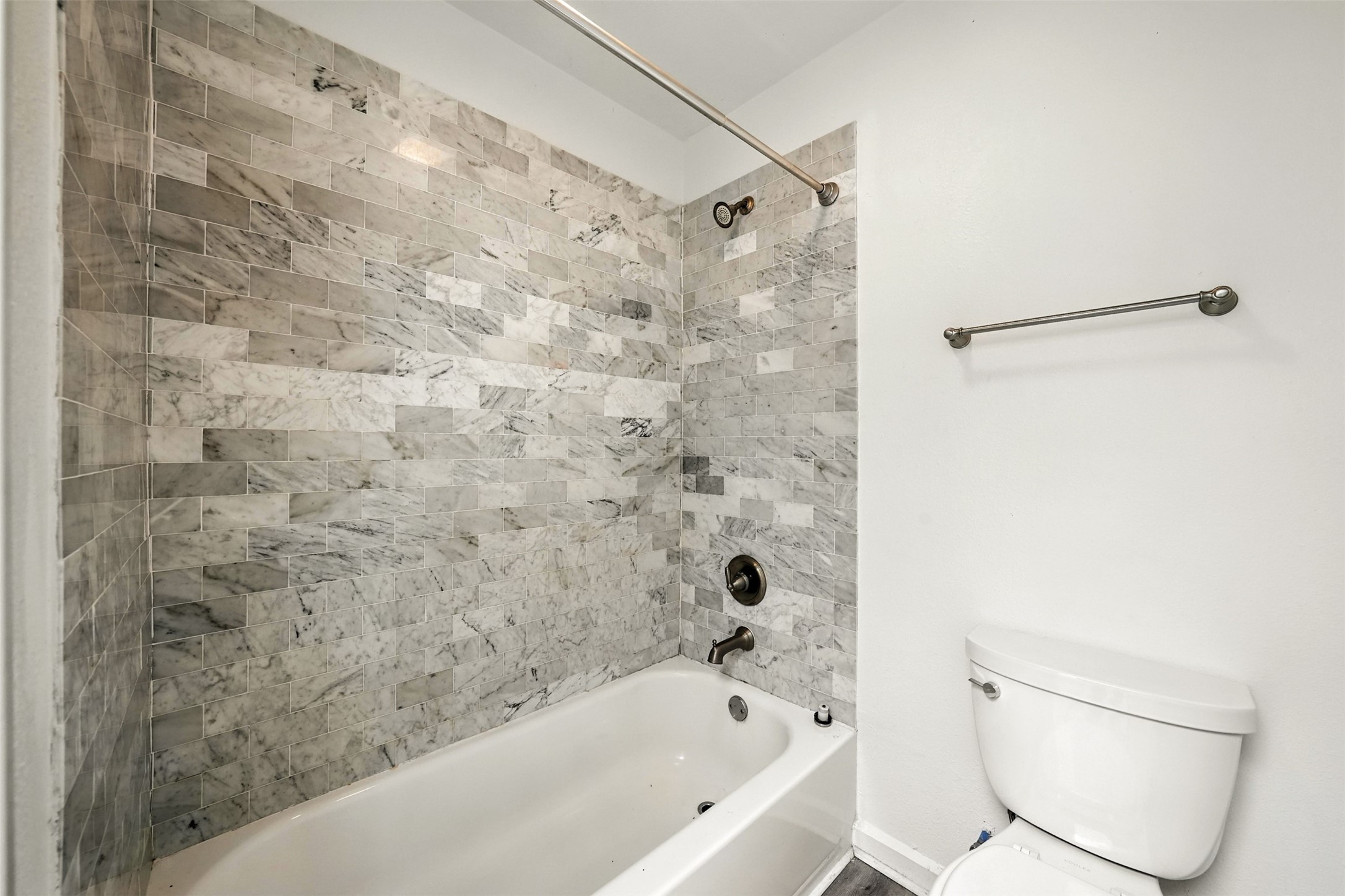 171 Litchfield Lane Property Photo 42