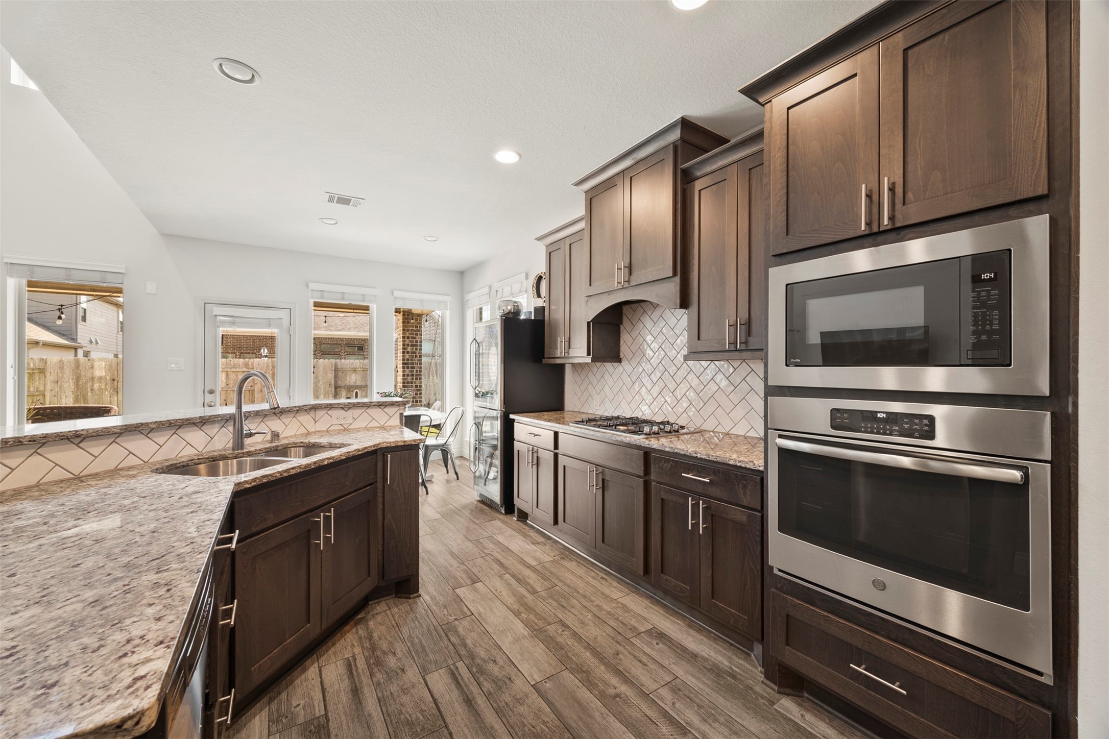 6906 Honeybird Meadow Circle Property Photo 13