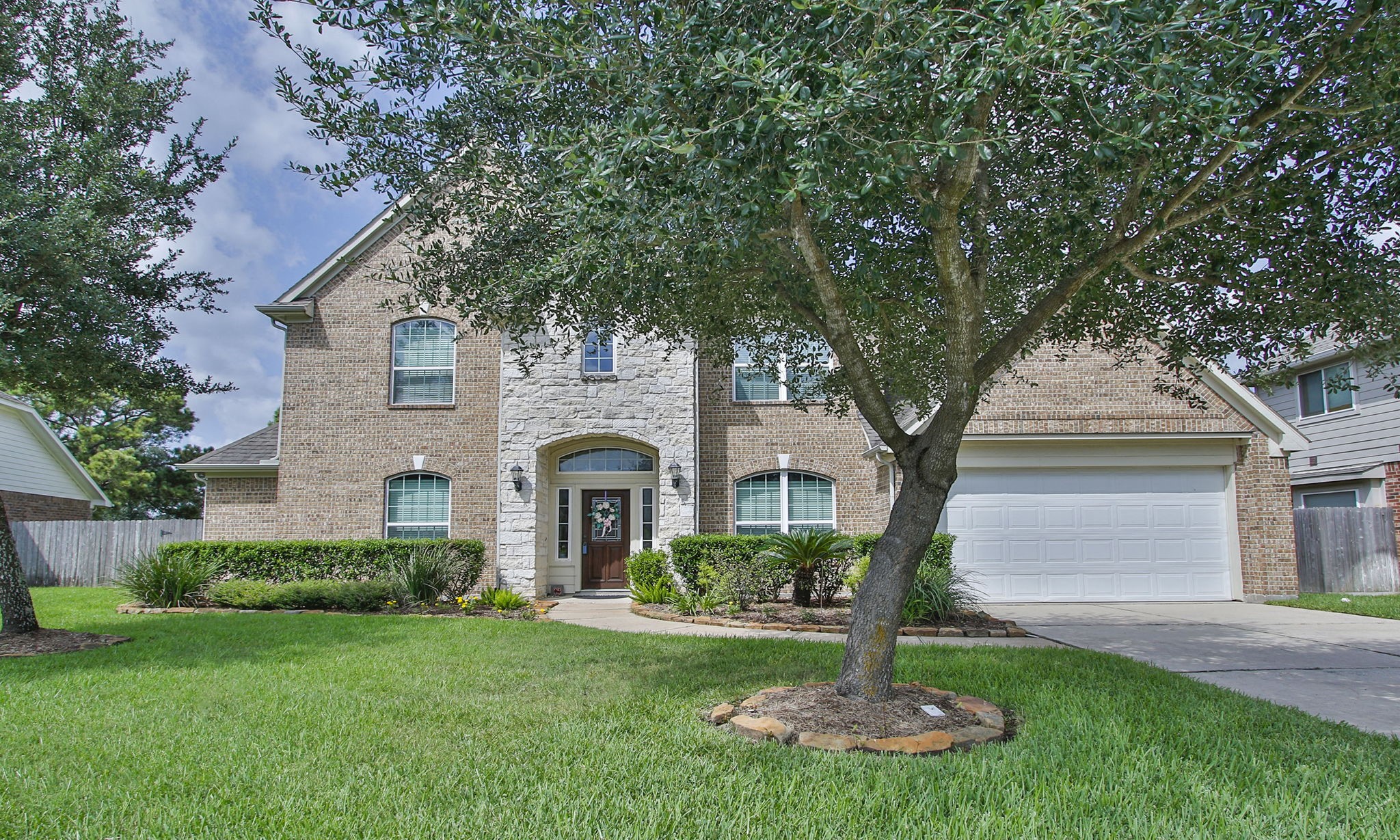 18407 Crooked Oak Way Property Photo