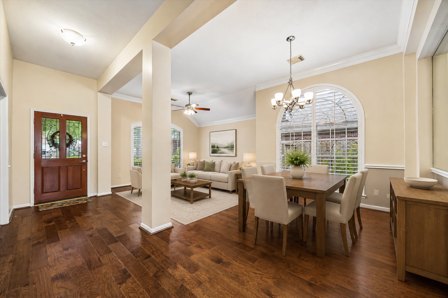 7415 Orchard Hills Lane Property Photo 4