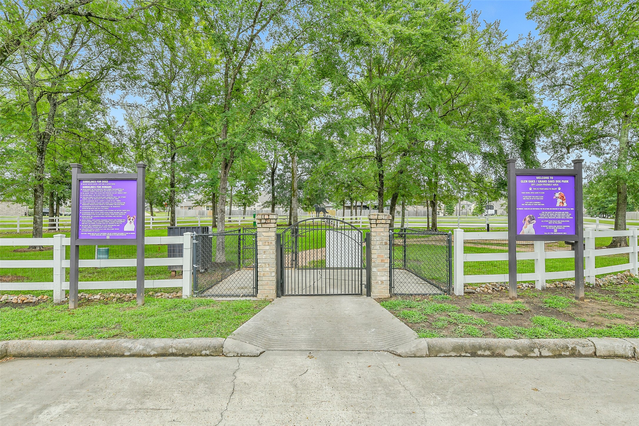 18607 Legend Oaks Drive Property Photo 33