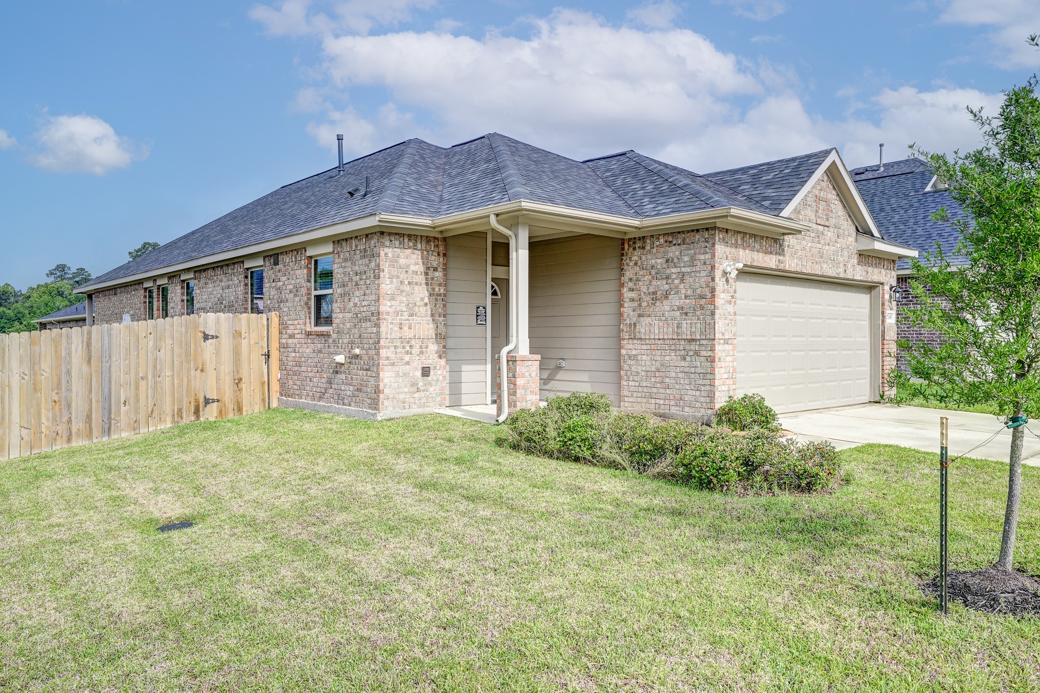 27085 Kestrel Trail Property Photo 4