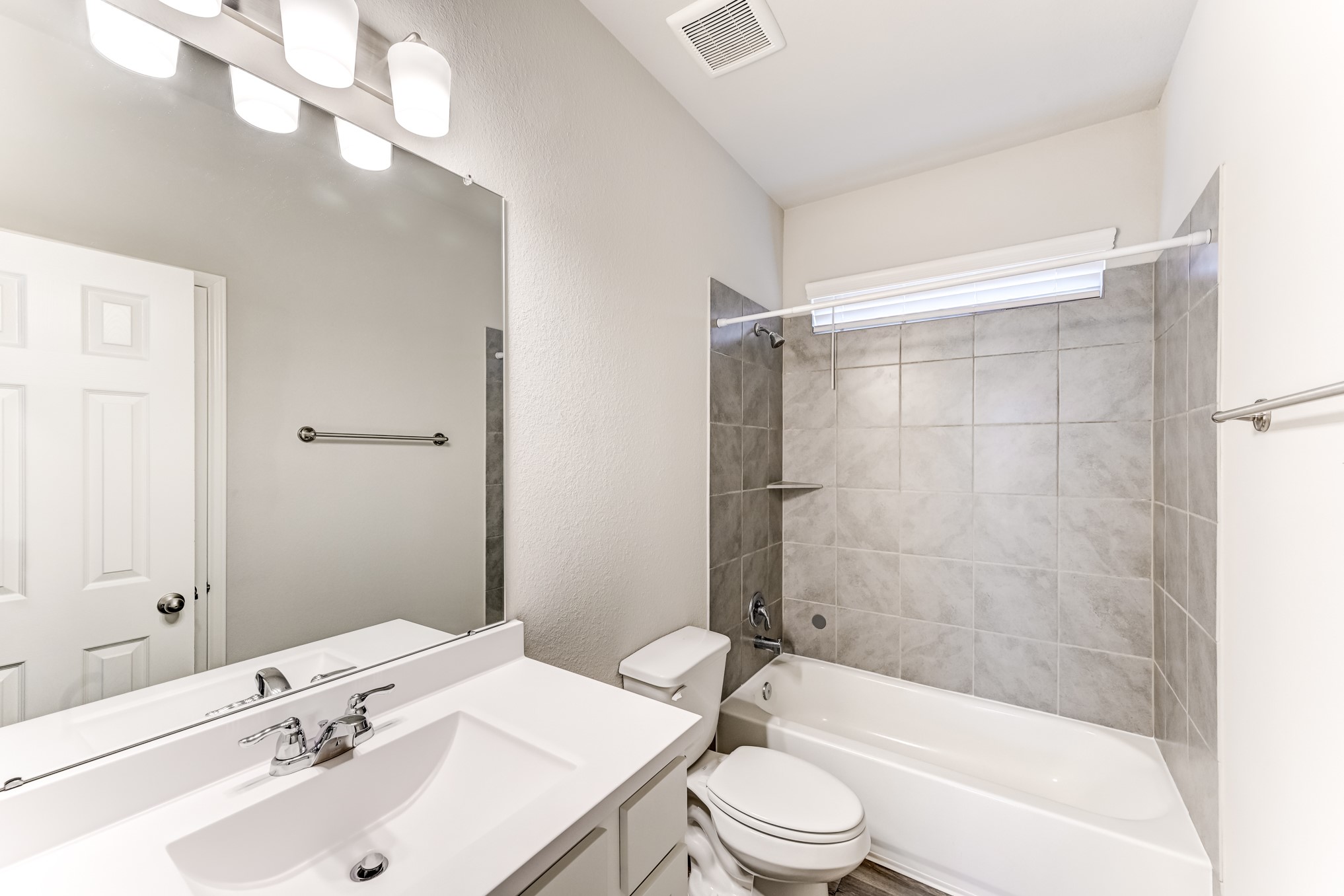 27085 Kestrel Trail Property Photo 31