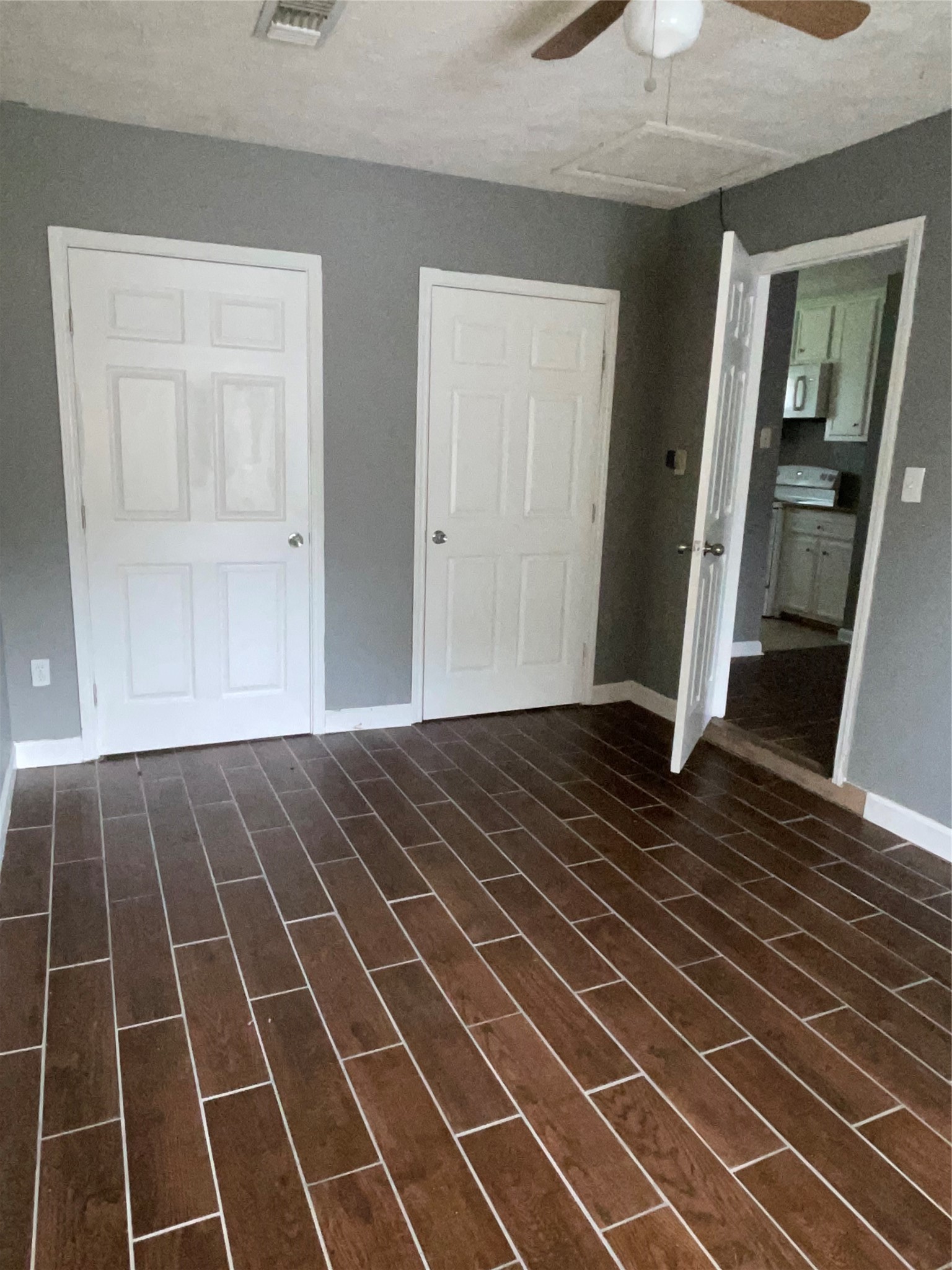 4518 Oak Shadows Drive Property Photo 20