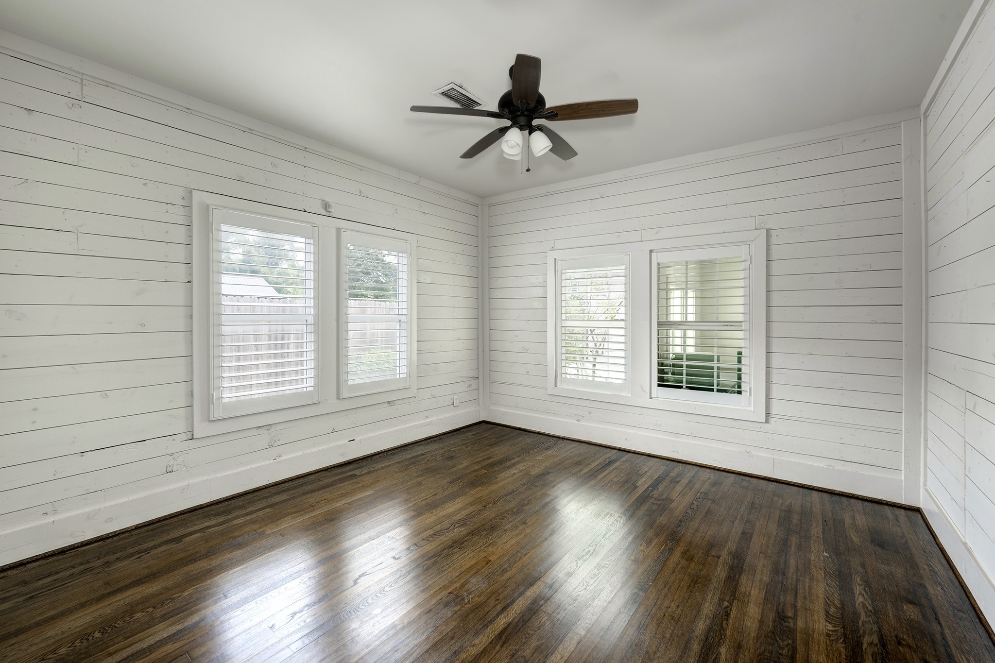 818 Wilkes Street Property Photo 12