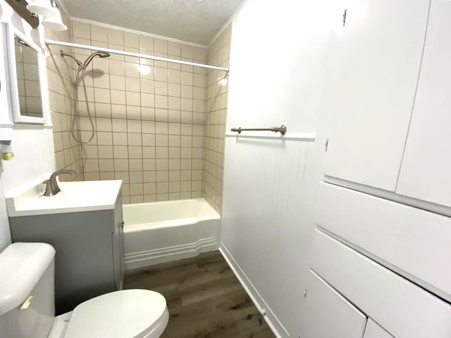 508 Lundy Street Property Photo 17