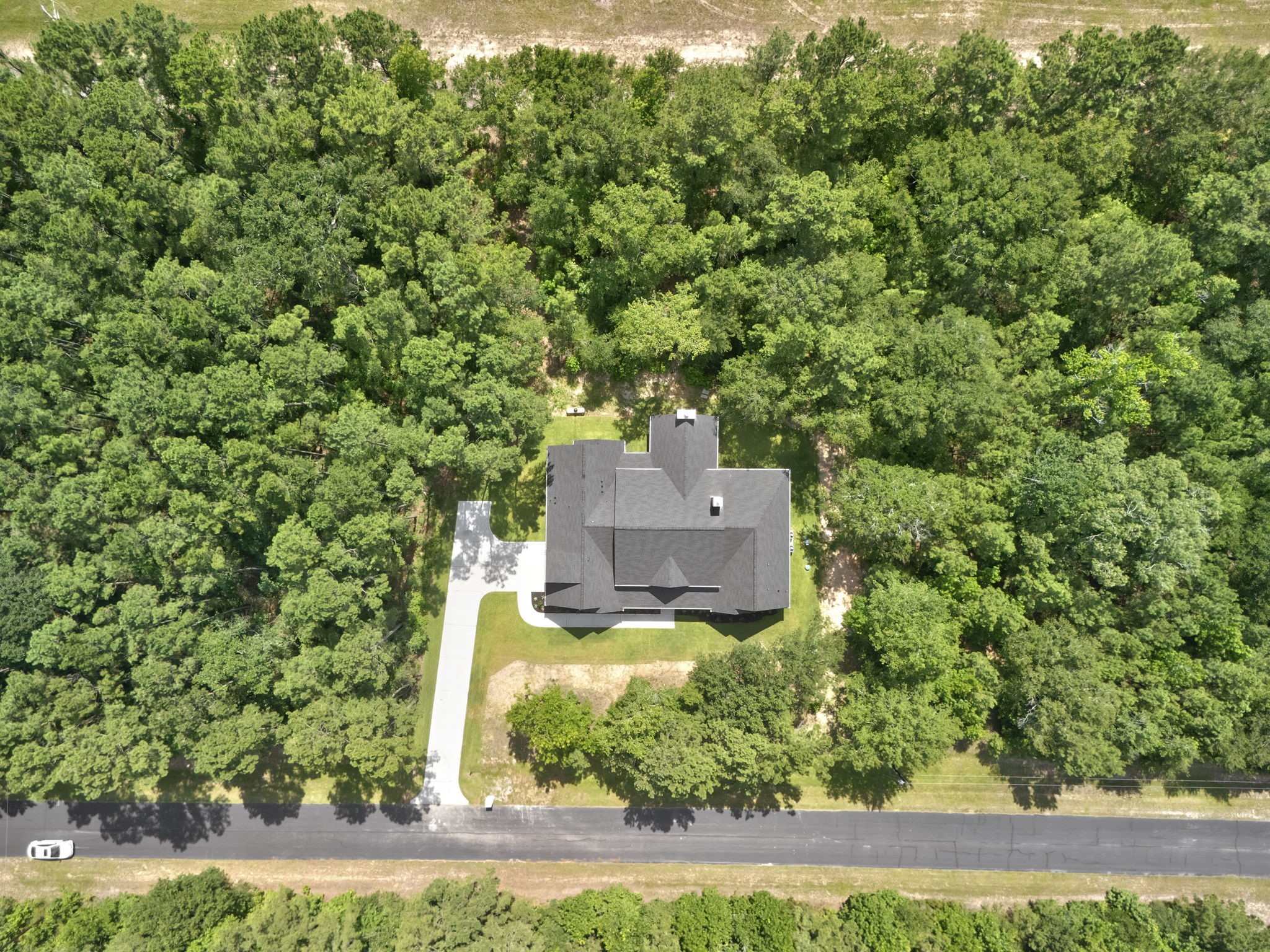 17772 Plantation Drive Property Photo 2