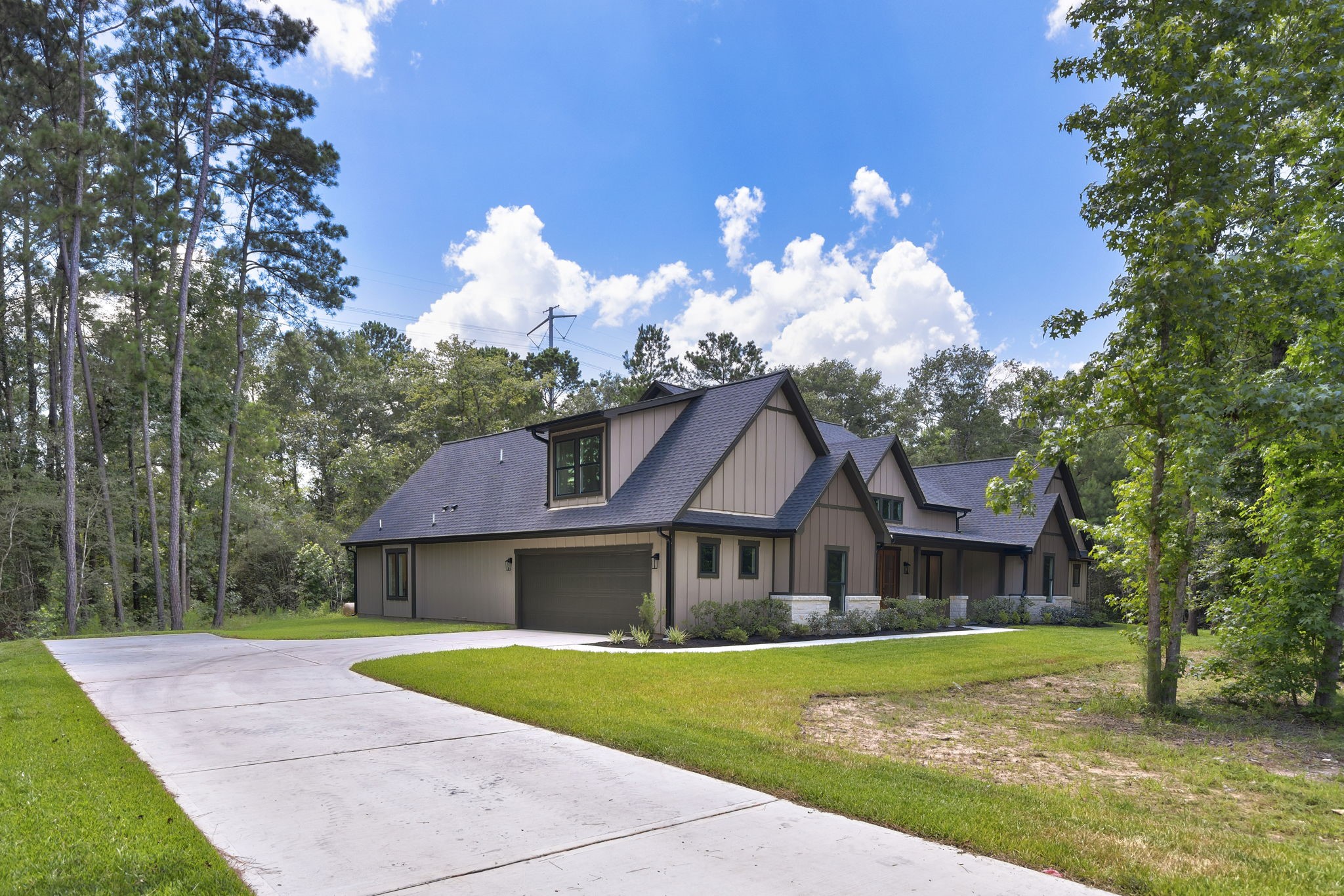 17772 Plantation Drive Property Photo 4