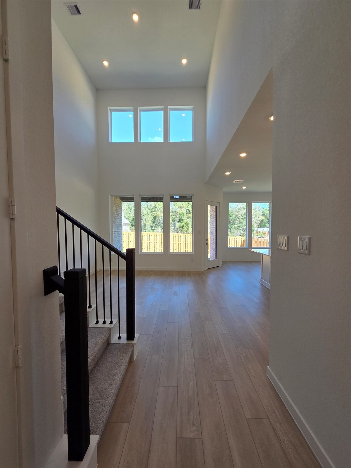 2204 Vargas Street Property Photo 3