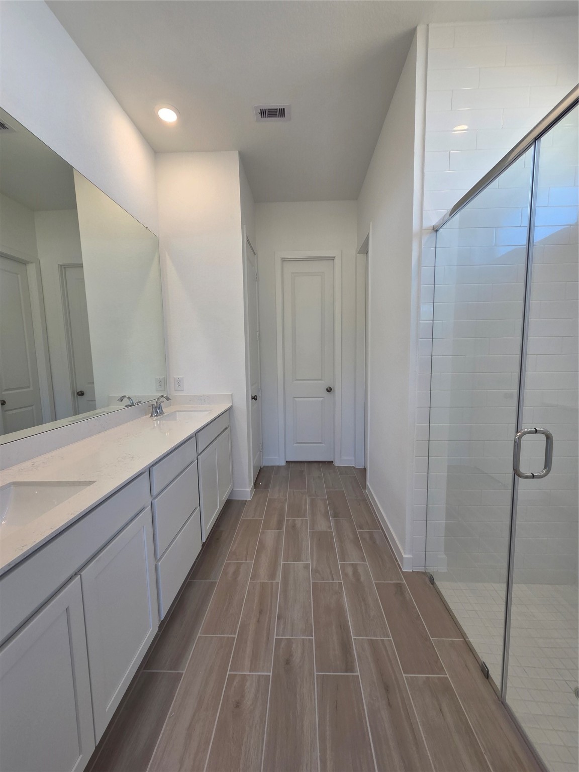 2204 Vargas Street Property Photo 7