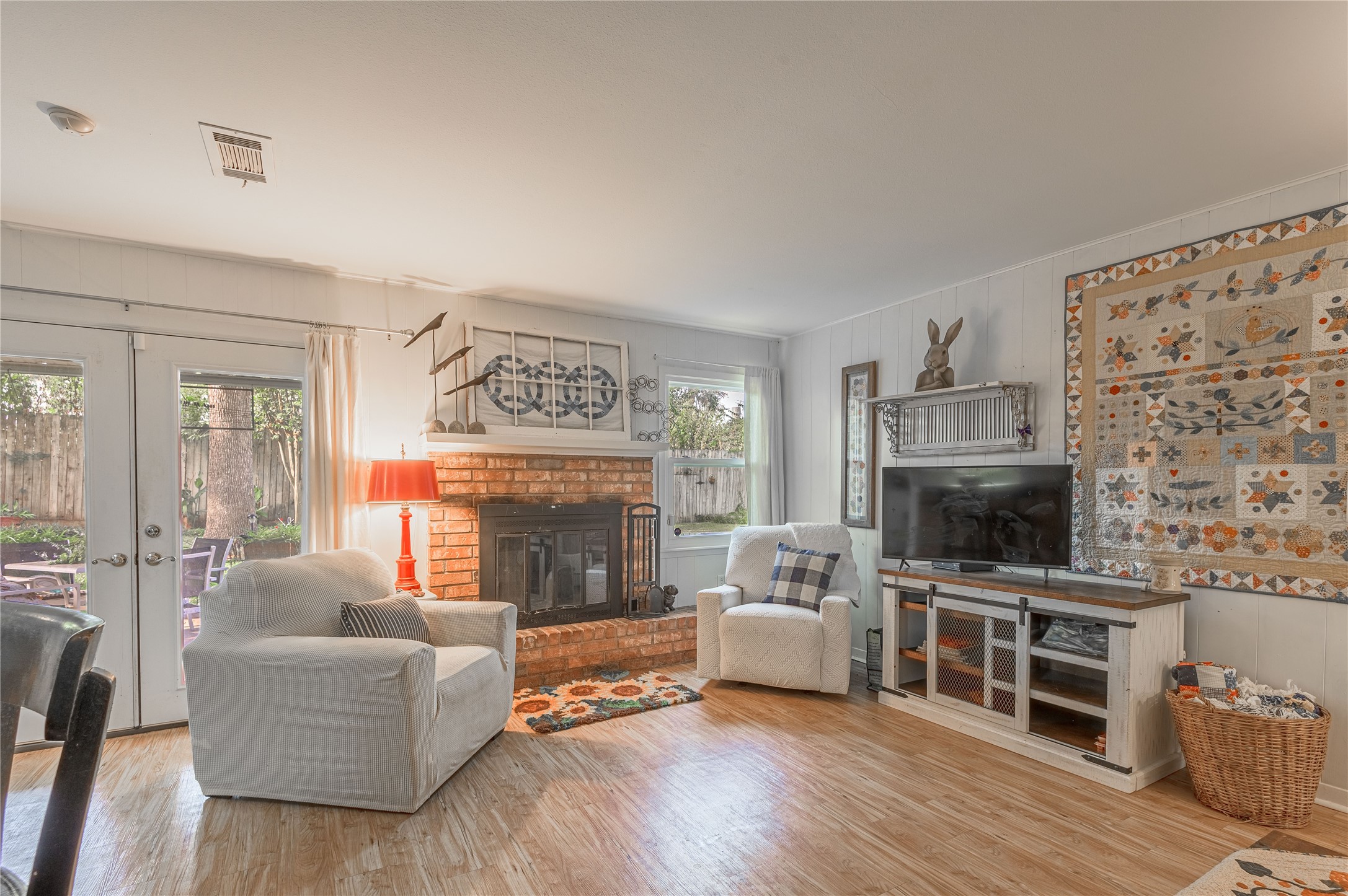 220 Elmwood Street Property Photo 13