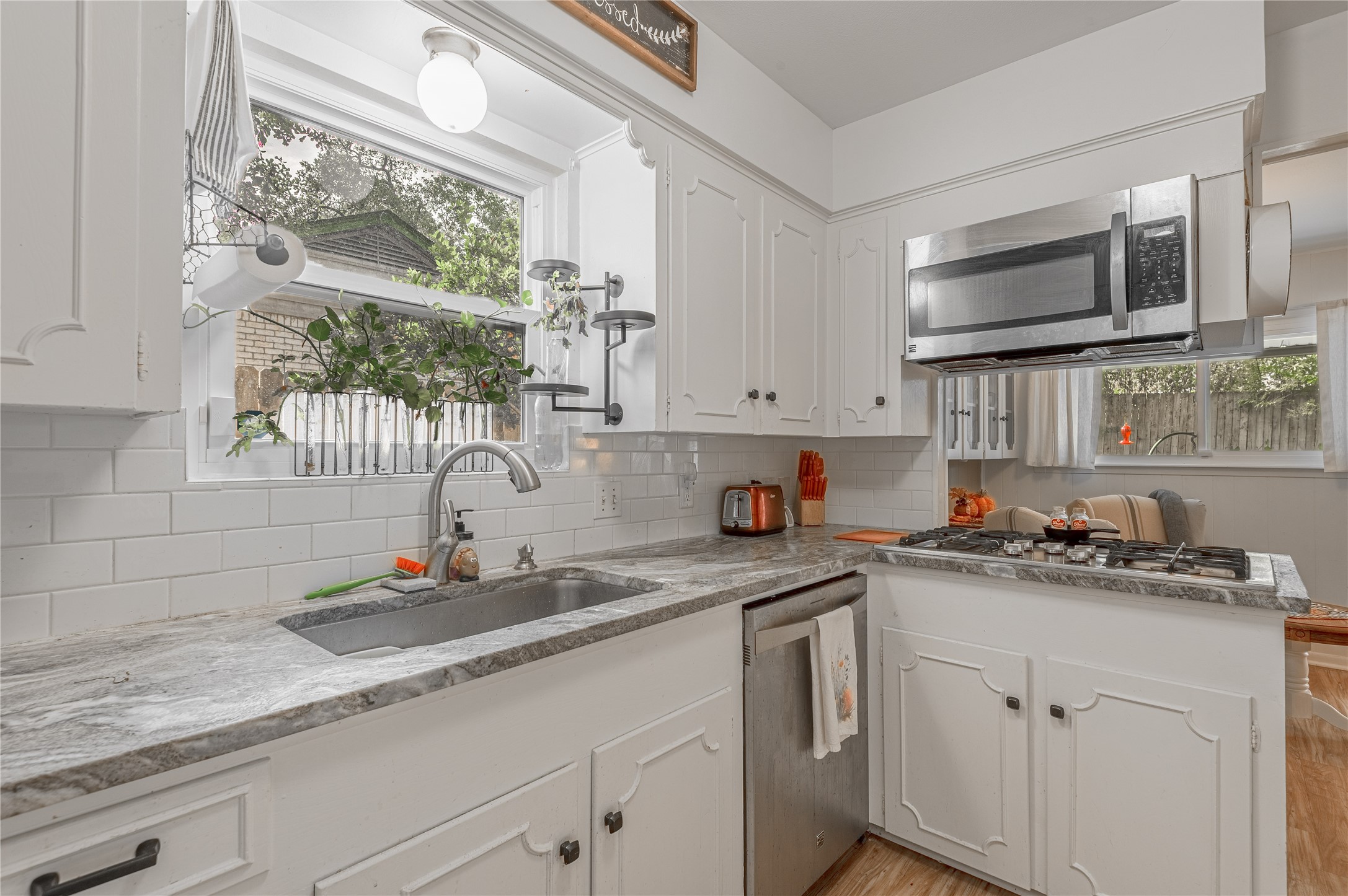 220 Elmwood Street Property Photo 19