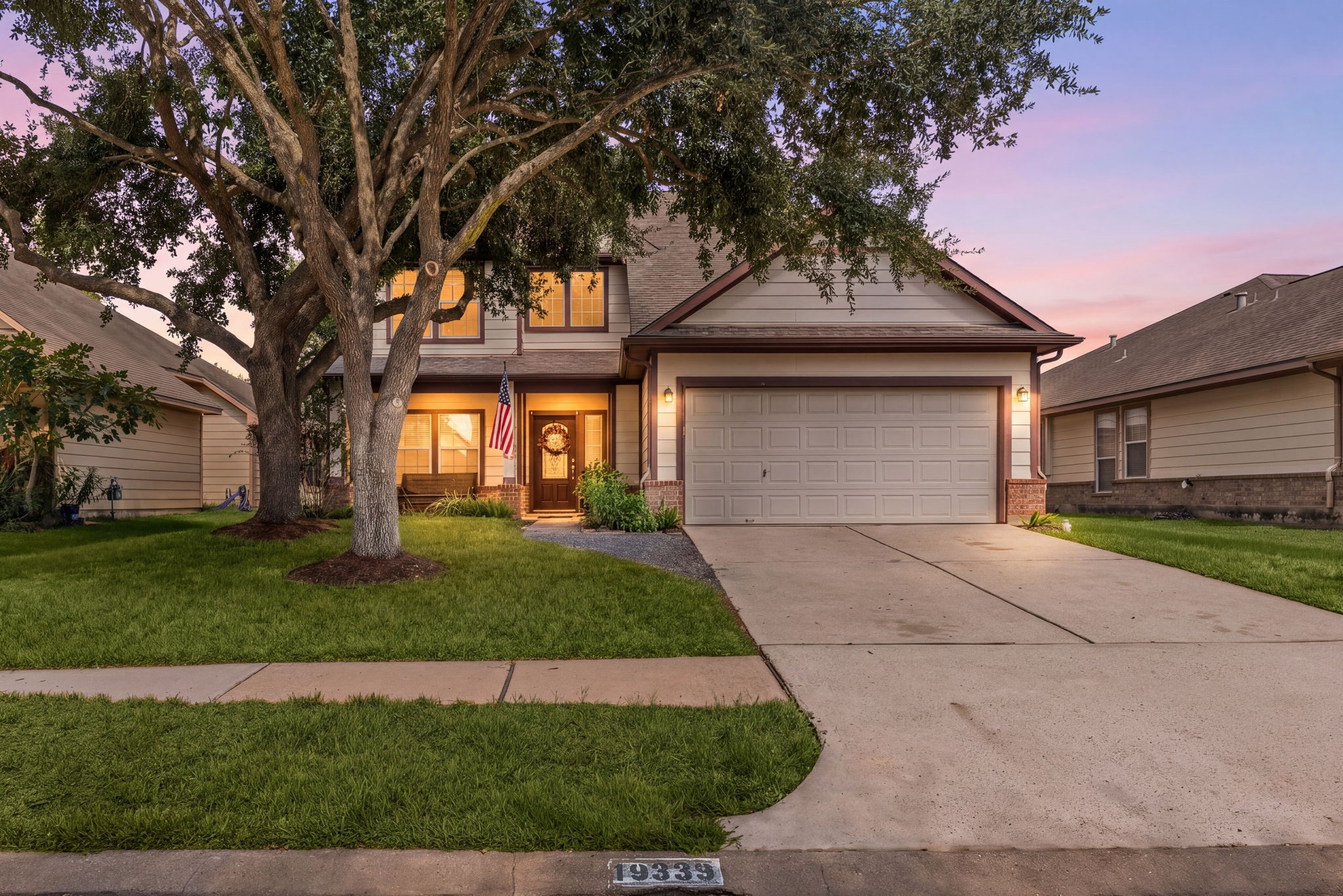 19339 Camellia Bend Circle Property Photo 1