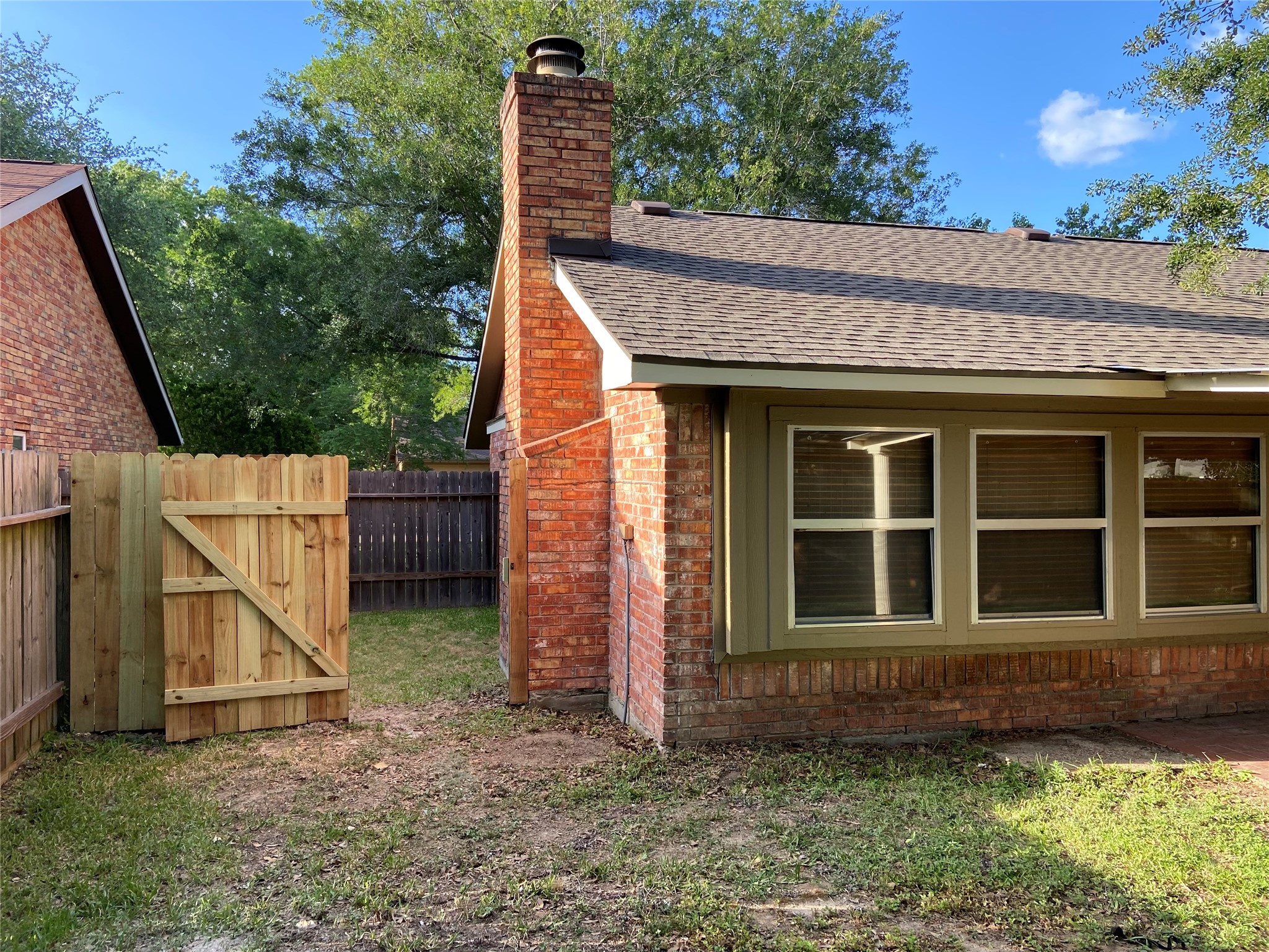 22503 Dabney Manor Lane Property Photo 3