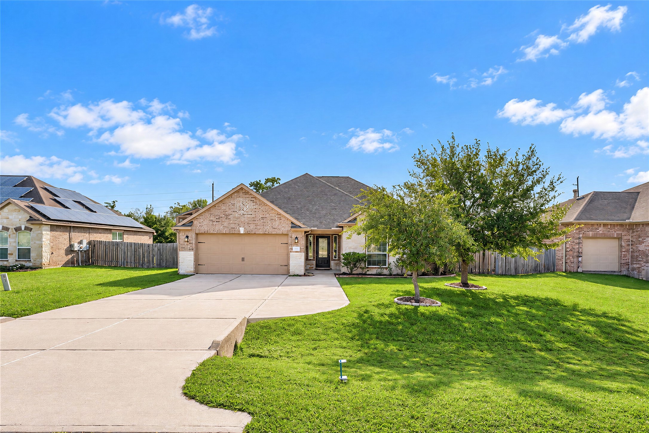 18803 Maverick Ranch Road E Property Photo 3