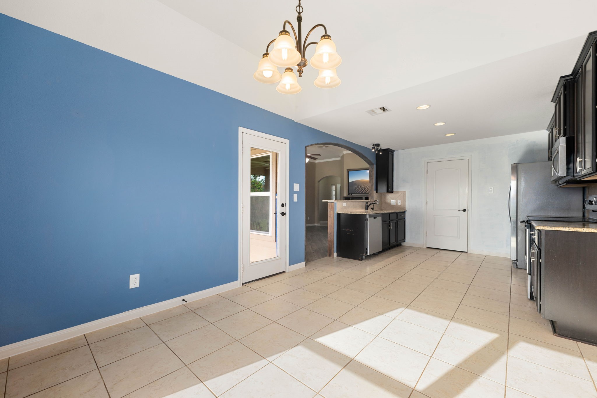 18803 Maverick Ranch Road E Property Photo 13
