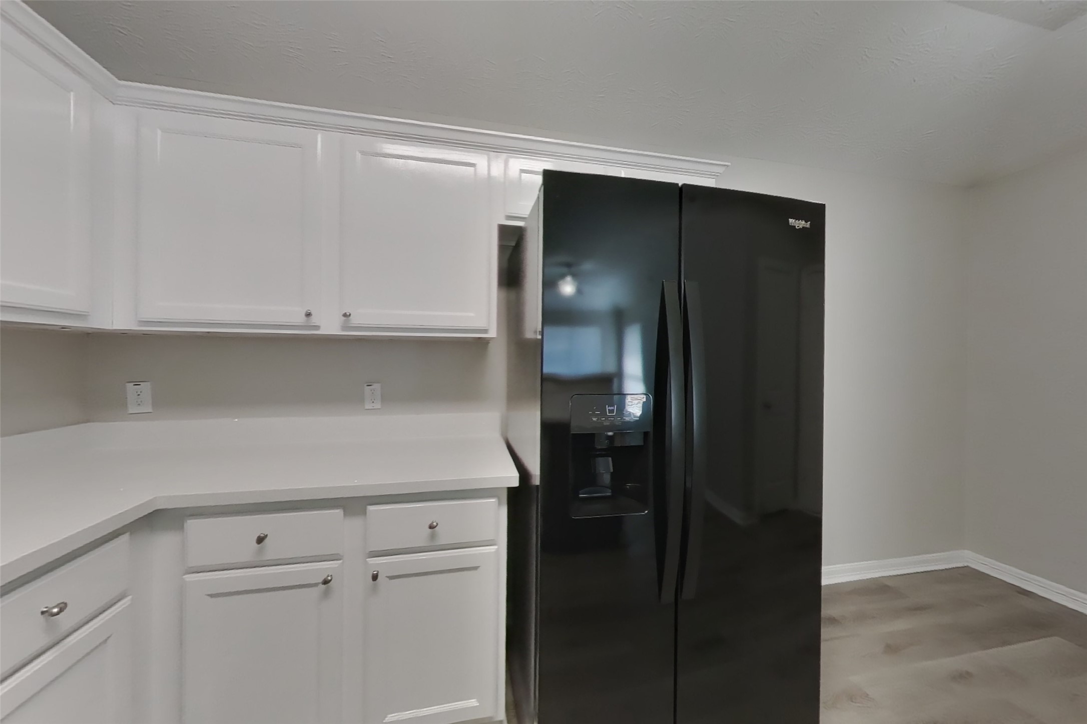 24307 Hard Wood Drive Property Photo 6