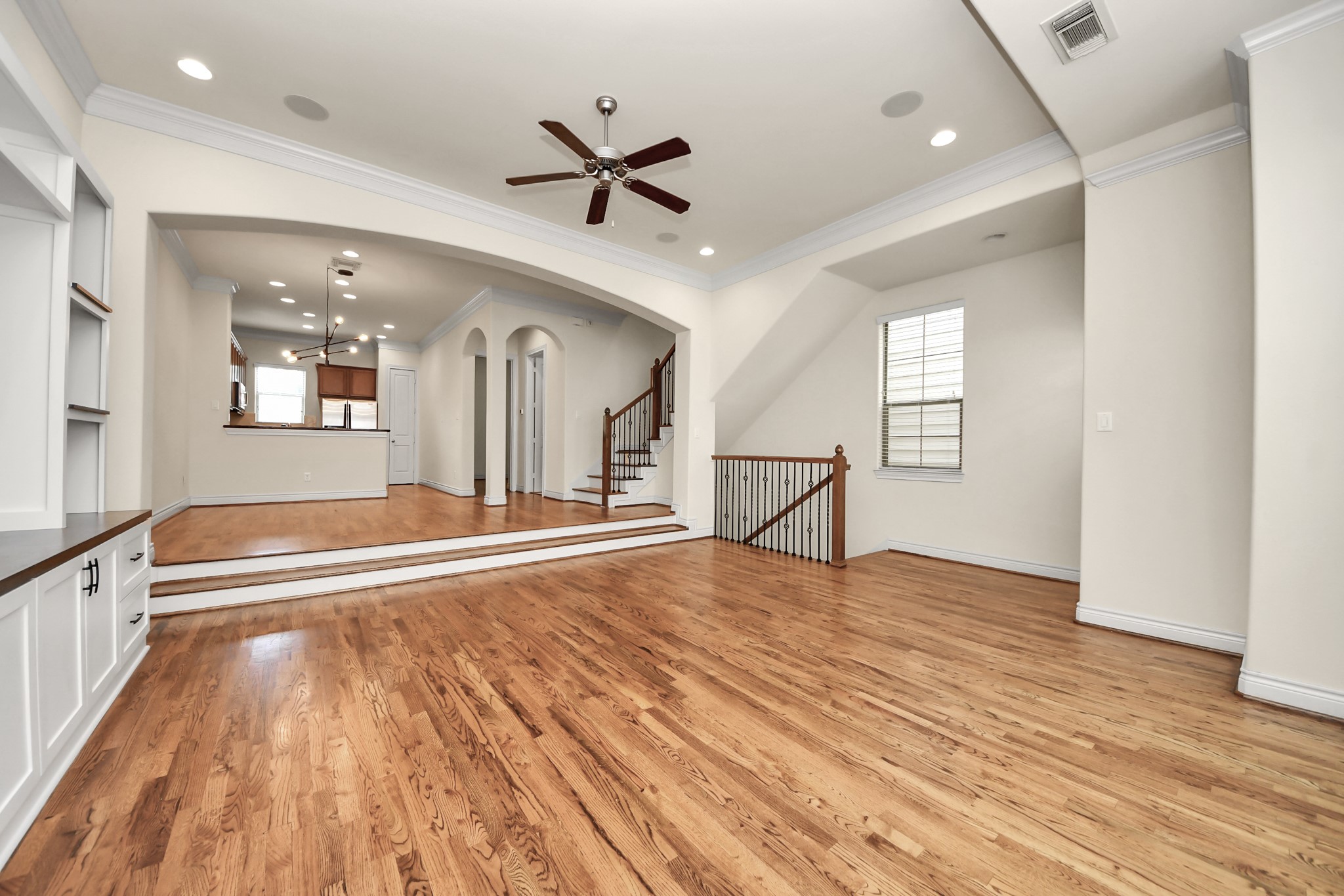 3422 Center Street Property Photo 6