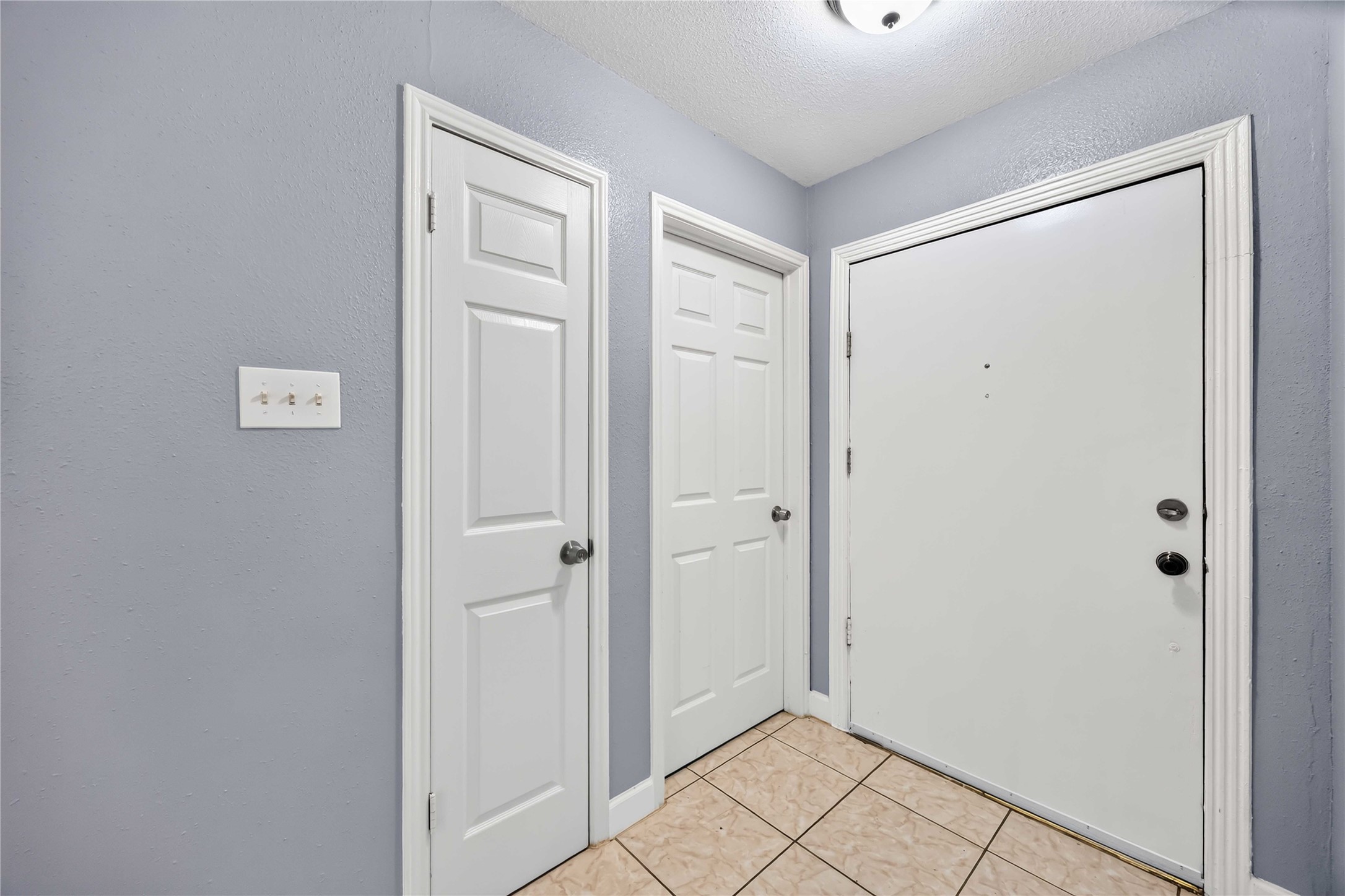 7906 El Capitan Drive Property Photo 5