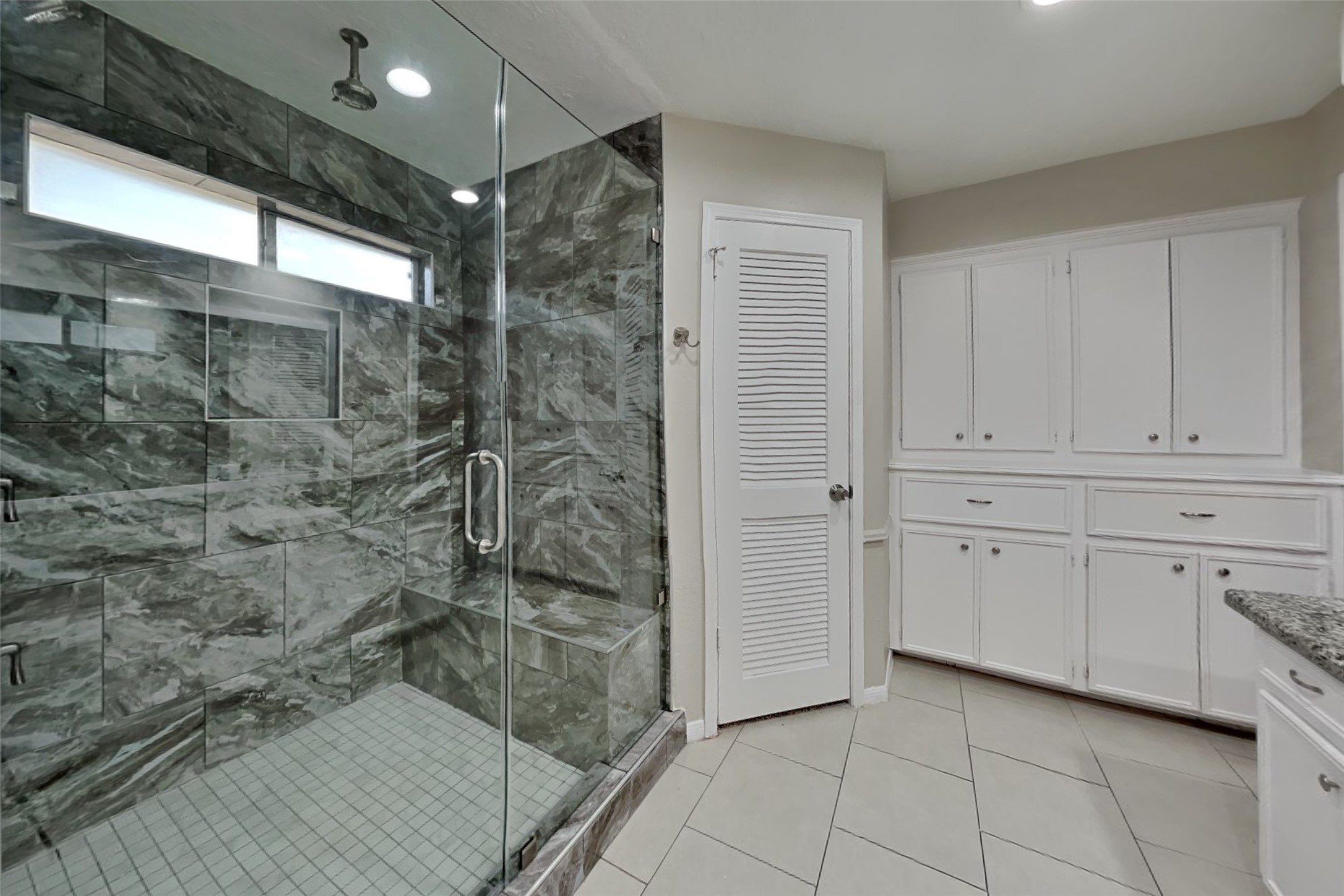 5307 Summerfield Lane Property Photo 9