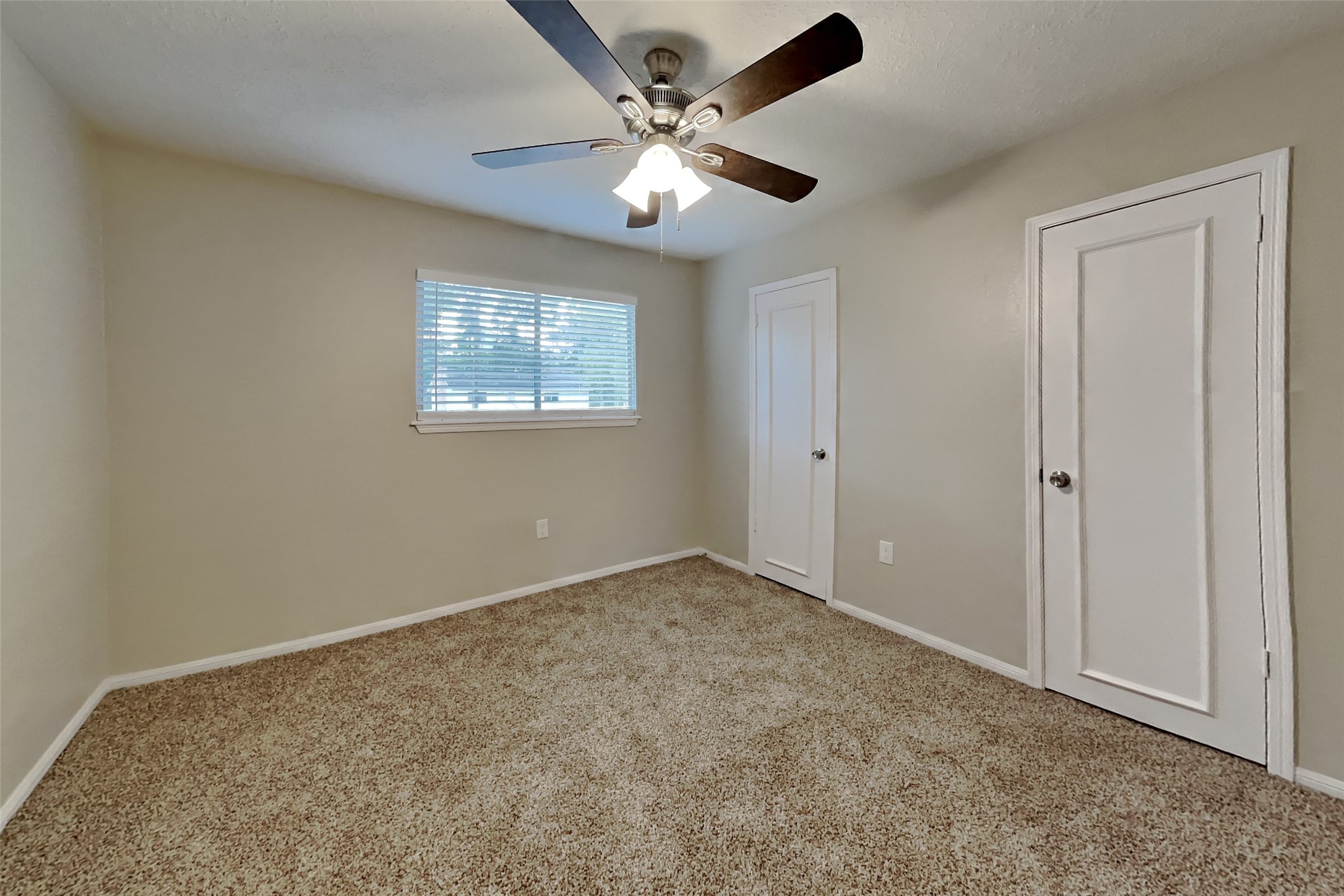 5307 Summerfield Lane Property Photo 10