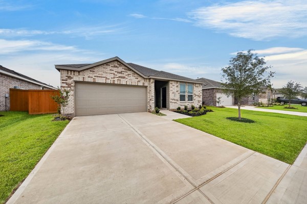 22007 Maddaloni View Drive Property Photo 1