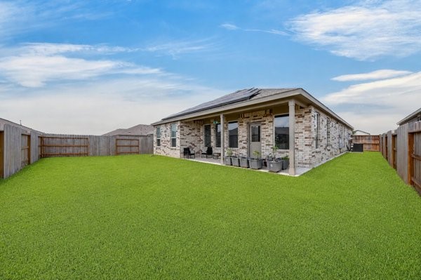 22007 Maddaloni View Drive Property Photo 6
