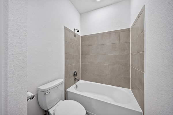22007 Maddaloni View Drive Property Photo 12